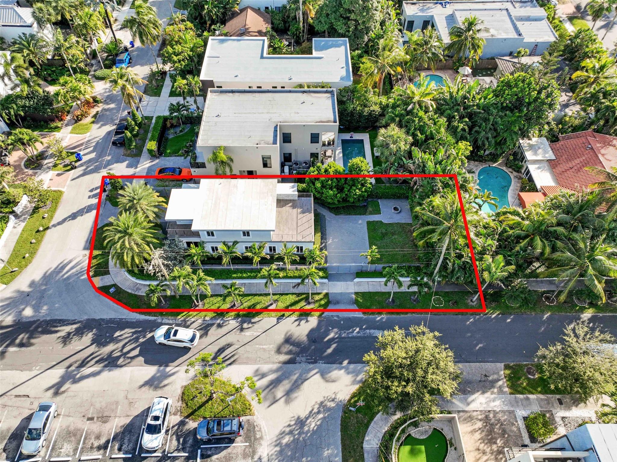 743 NE 17th Way Fort Lauderdale, FL 33304