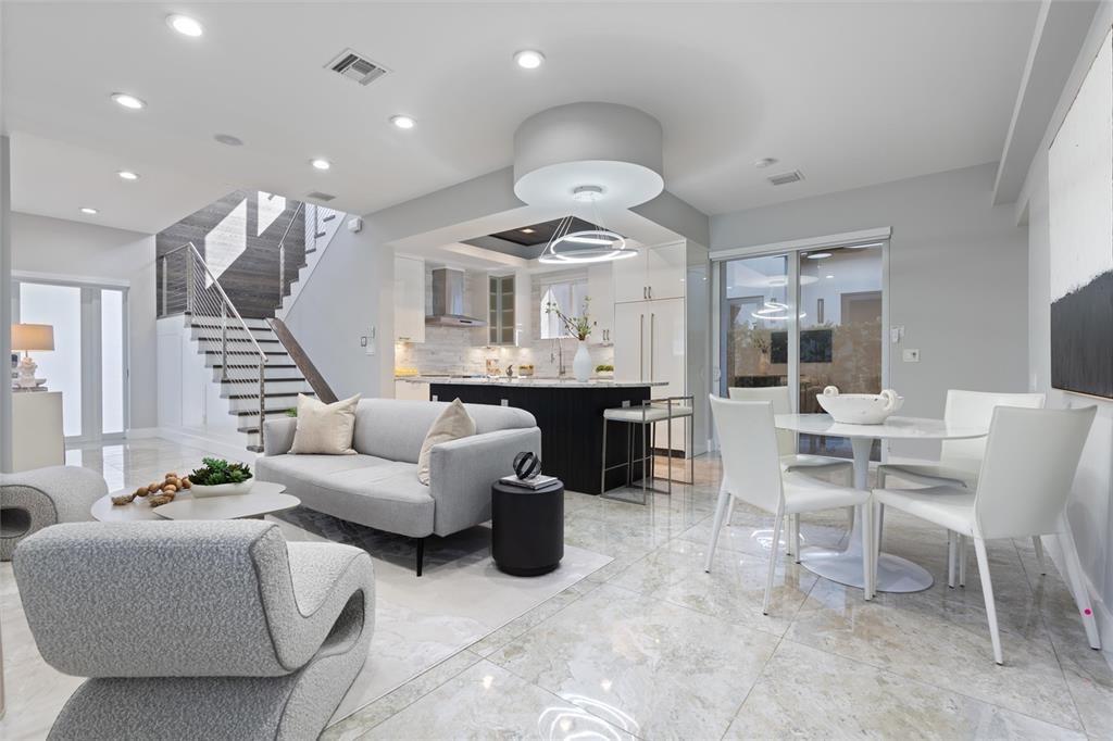 743 NE 17th Way Fort Lauderdale, FL 33304