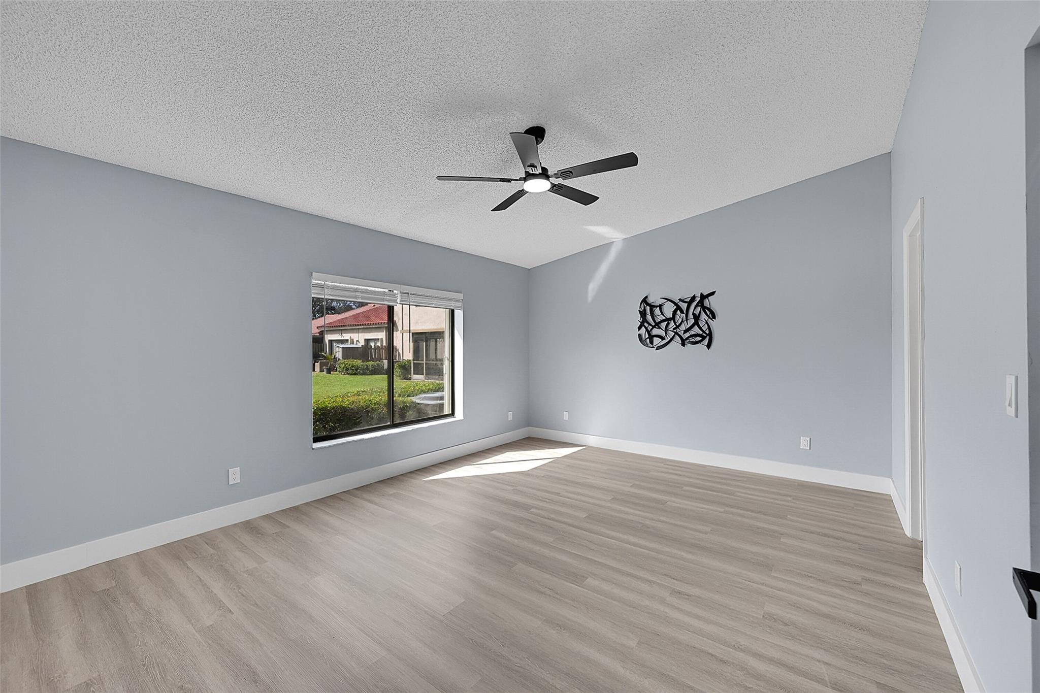 3313 Inverrary Blvd #3313 Lauderhill, FL 33319