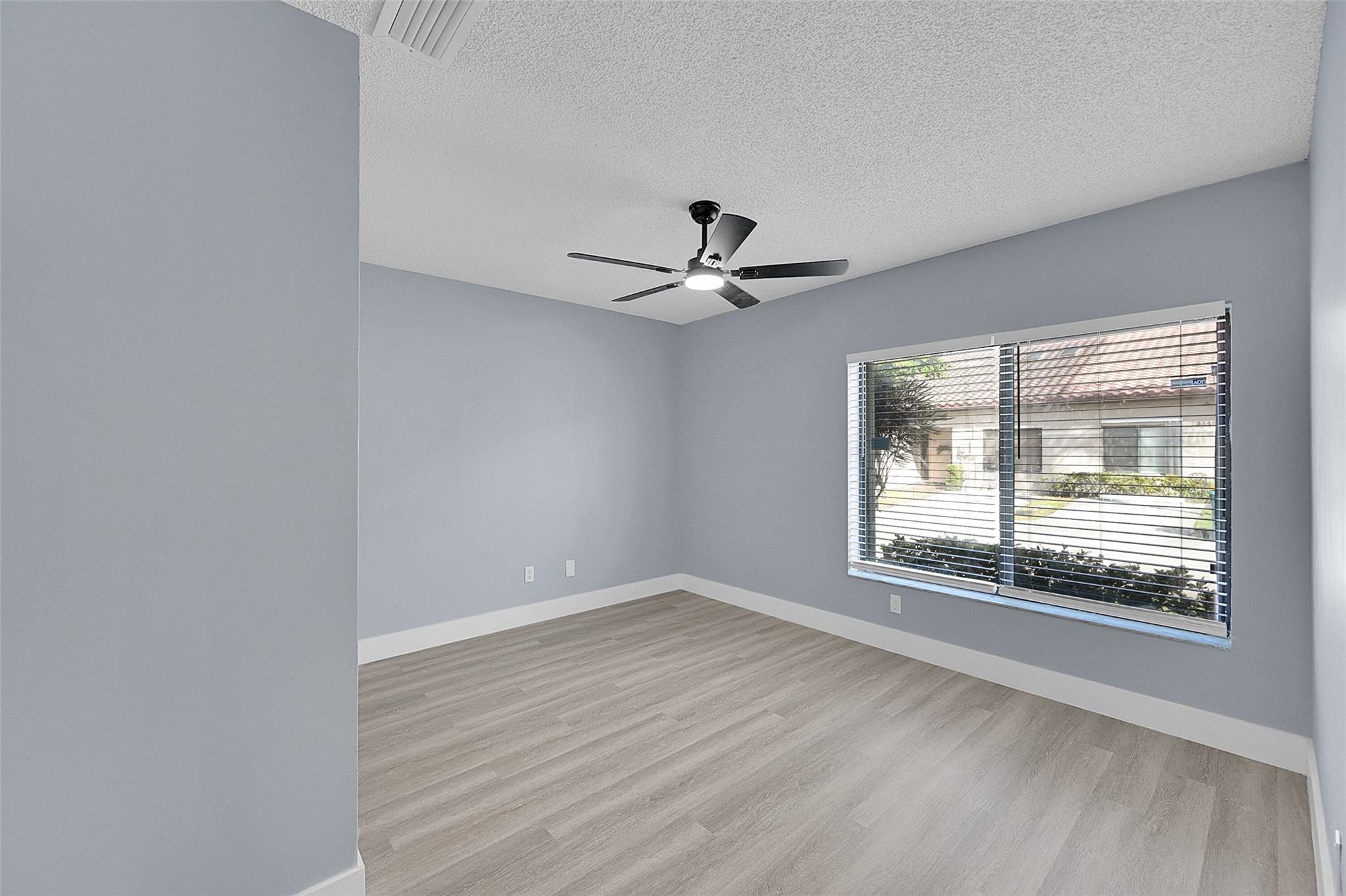 3313 Inverrary Blvd #3313 Lauderhill, FL 33319