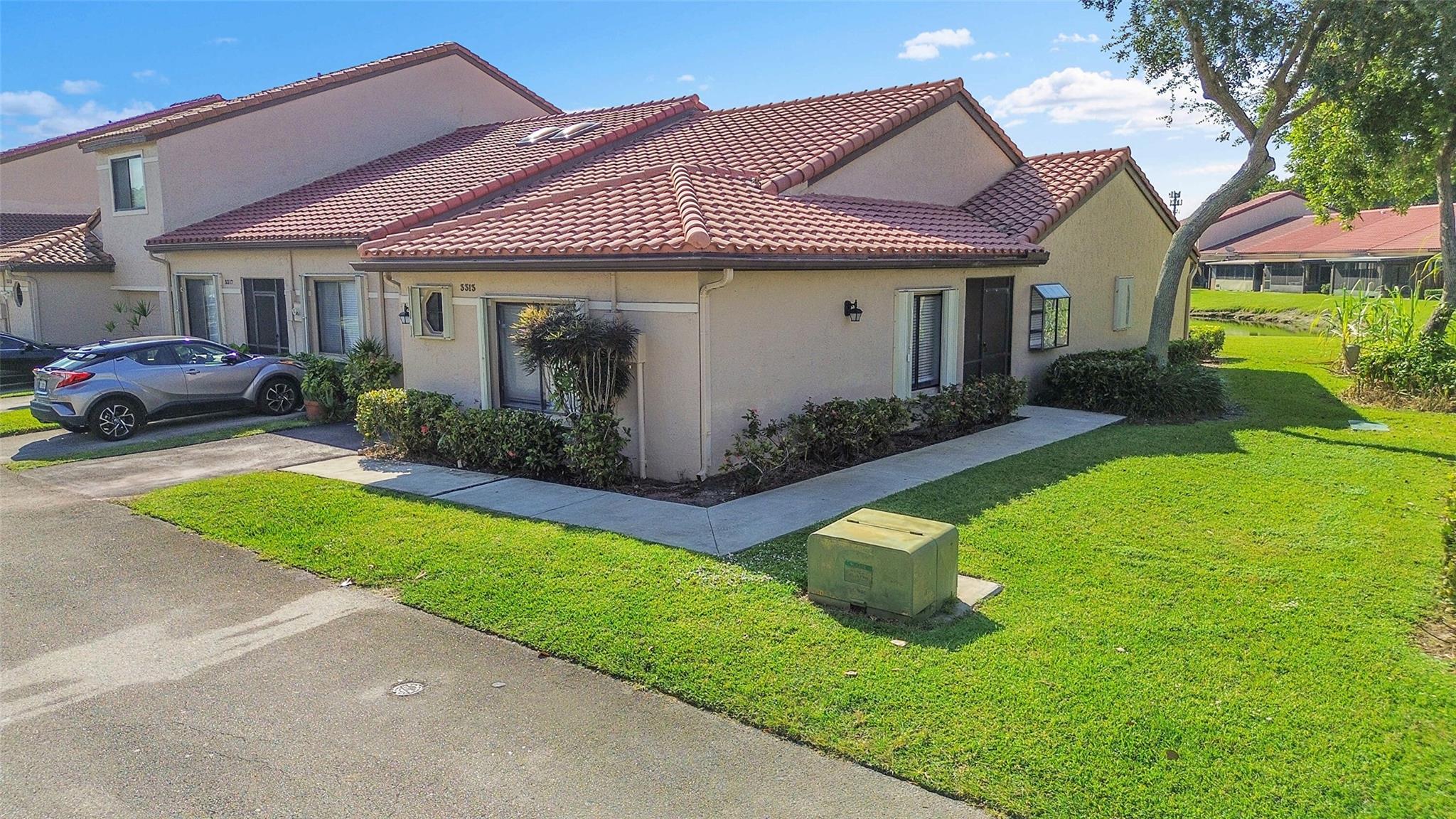 3313 Inverrary Blvd #3313 Lauderhill, FL 33319