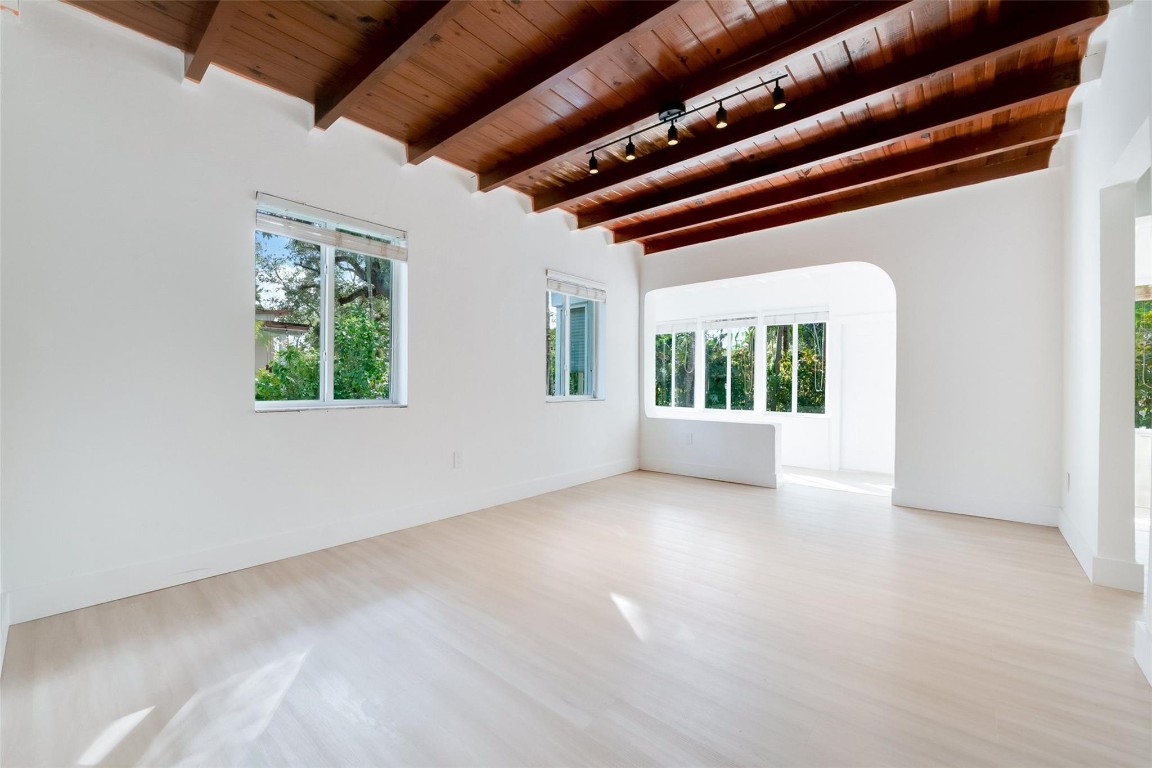 6411 SW 63rd Ct South Miami, FL 33143