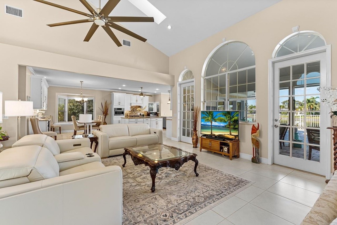 72 Cache Cay Vero Beach, FL 32963