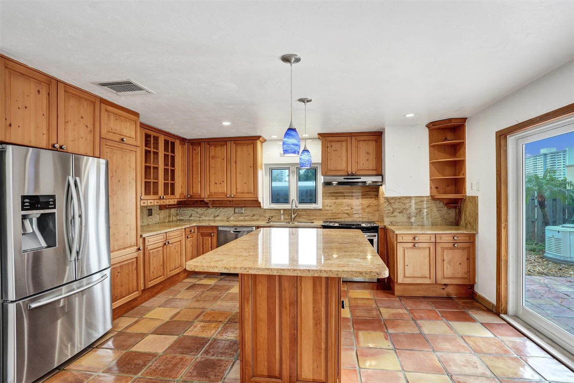 2506 Barbara Fort Lauderdale, FL 33316