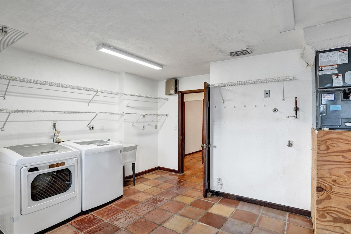 2506 Barbara Fort Lauderdale, FL 33316