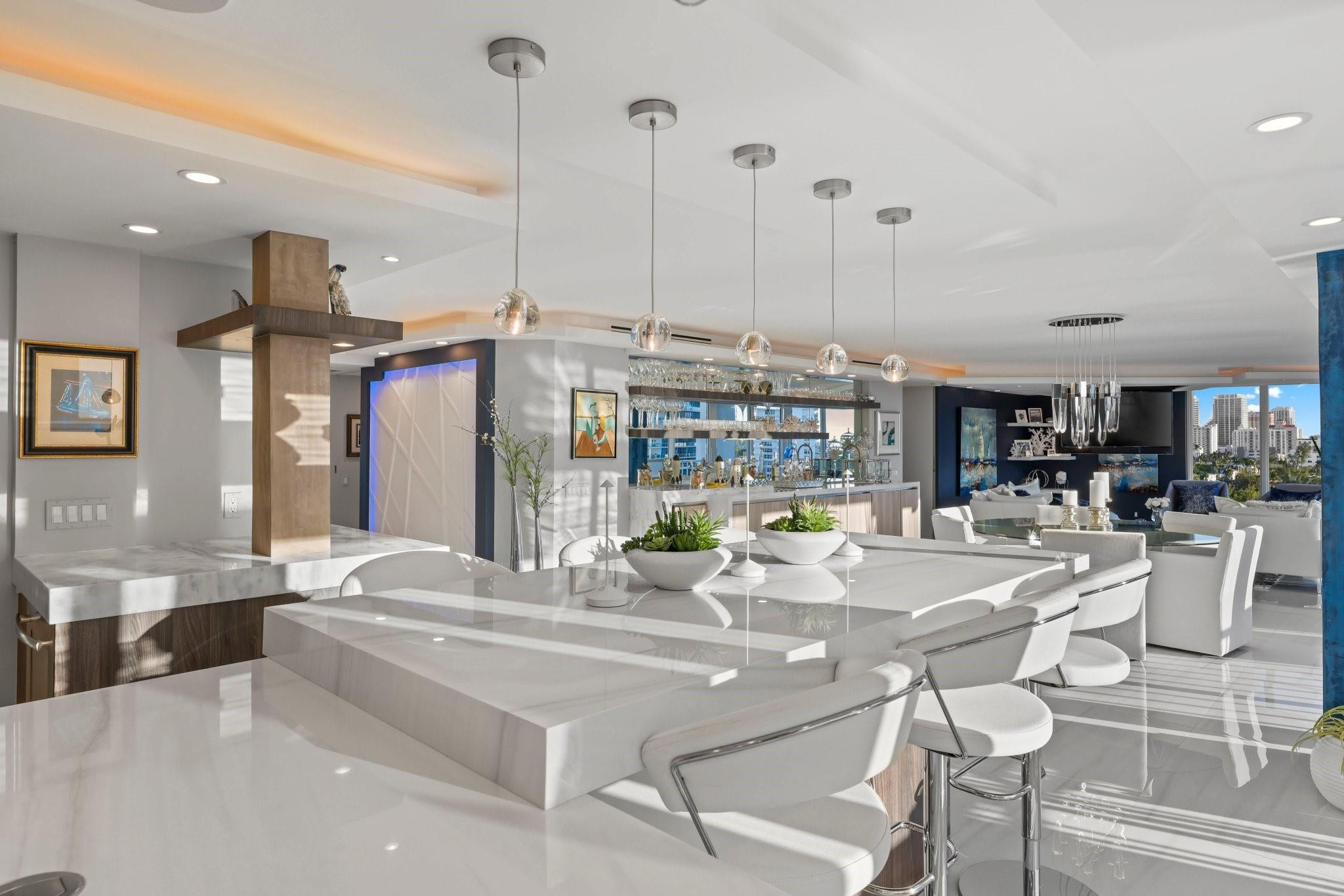 2800 E Sunrise #10A Fort Lauderdale, FL 33304