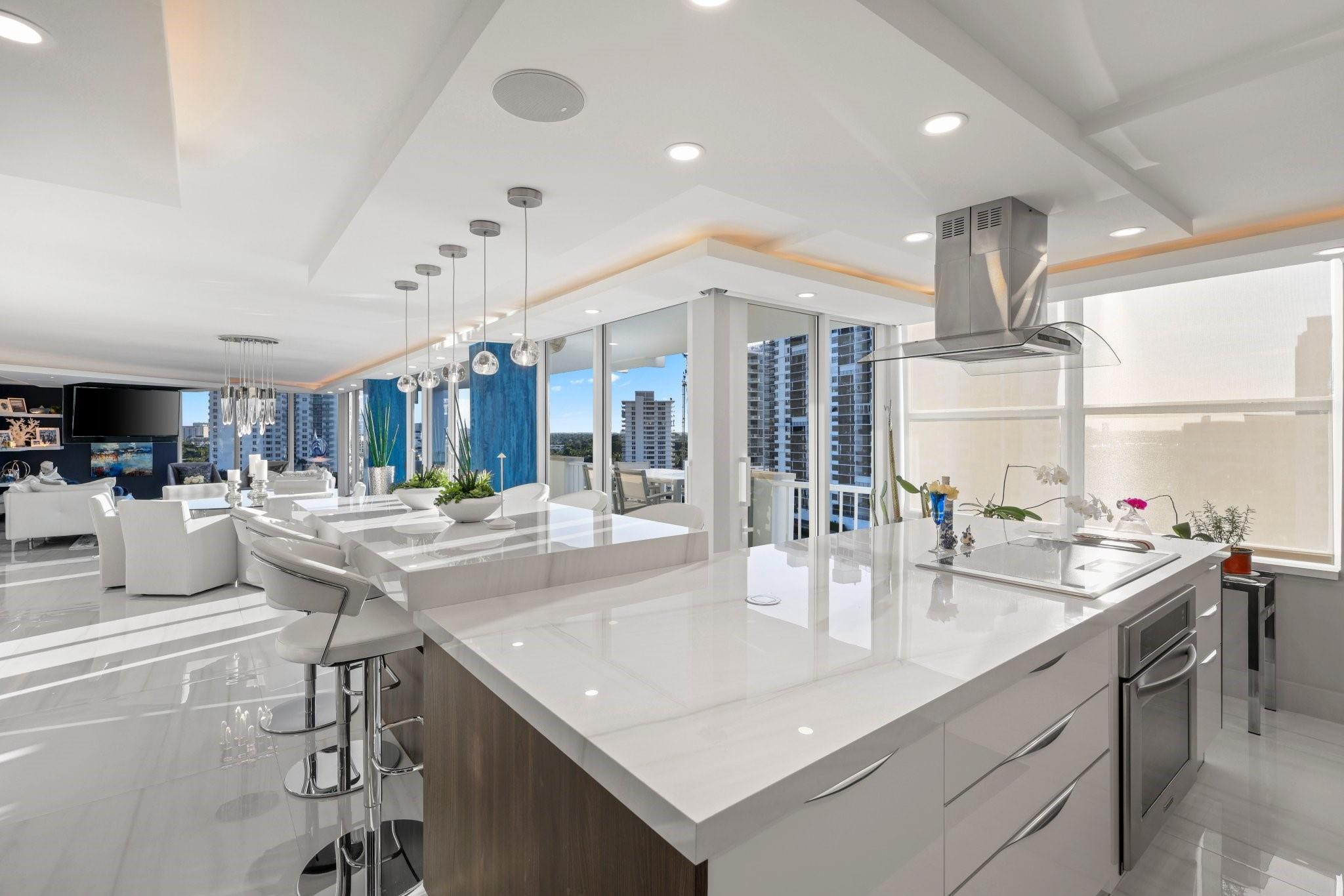 2800 E Sunrise #10A Fort Lauderdale, FL 33304