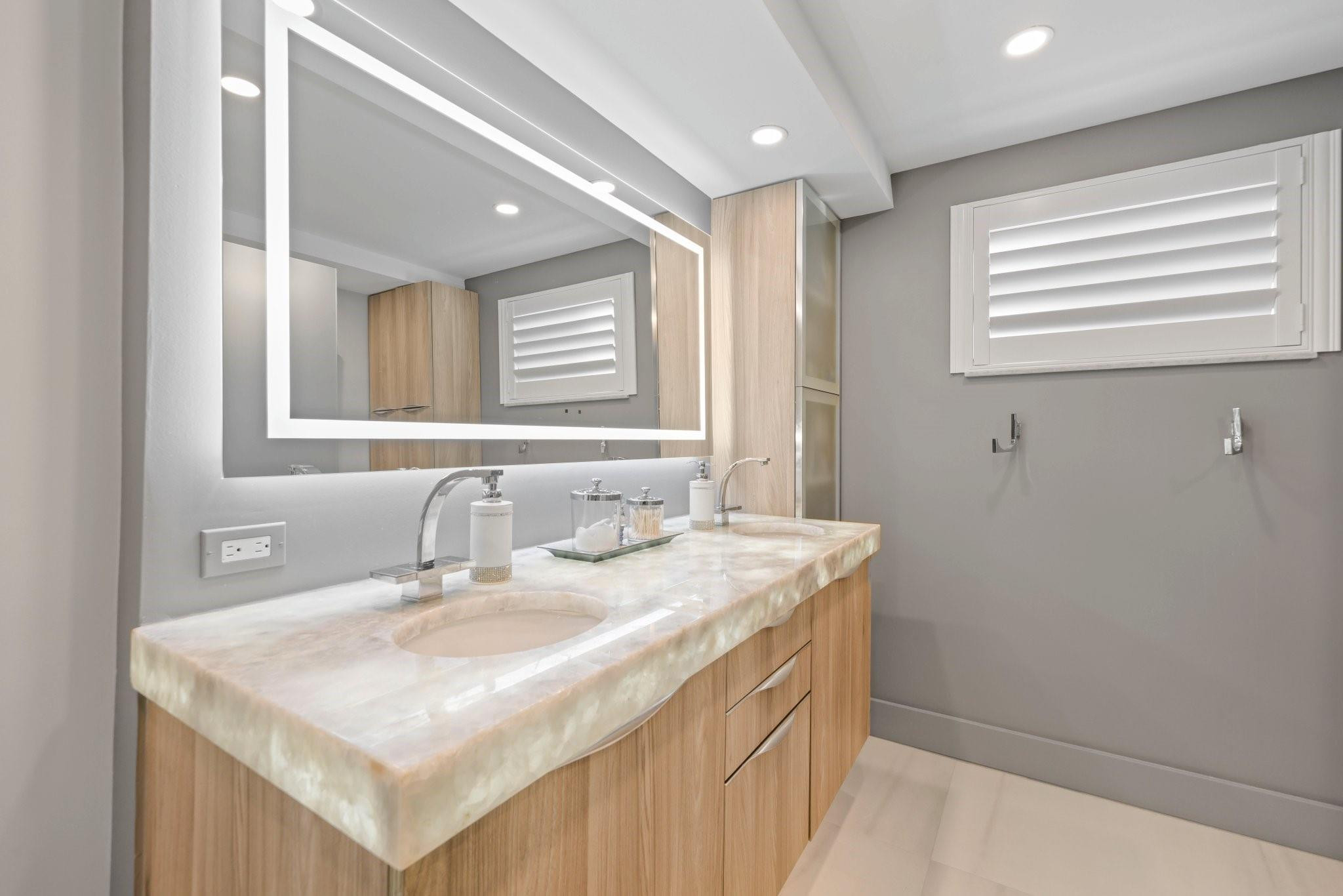 2800 E Sunrise #10A Fort Lauderdale, FL 33304