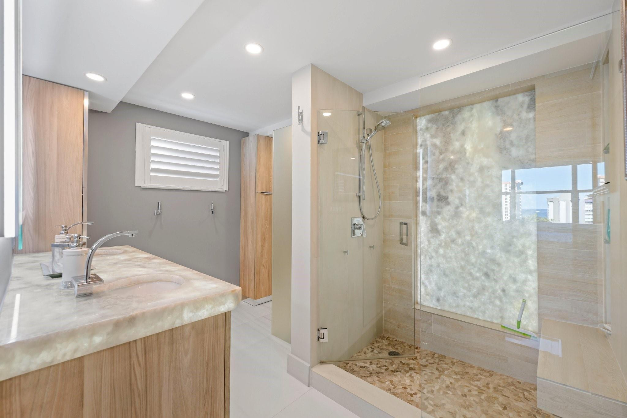 2800 E Sunrise #10A Fort Lauderdale, FL 33304