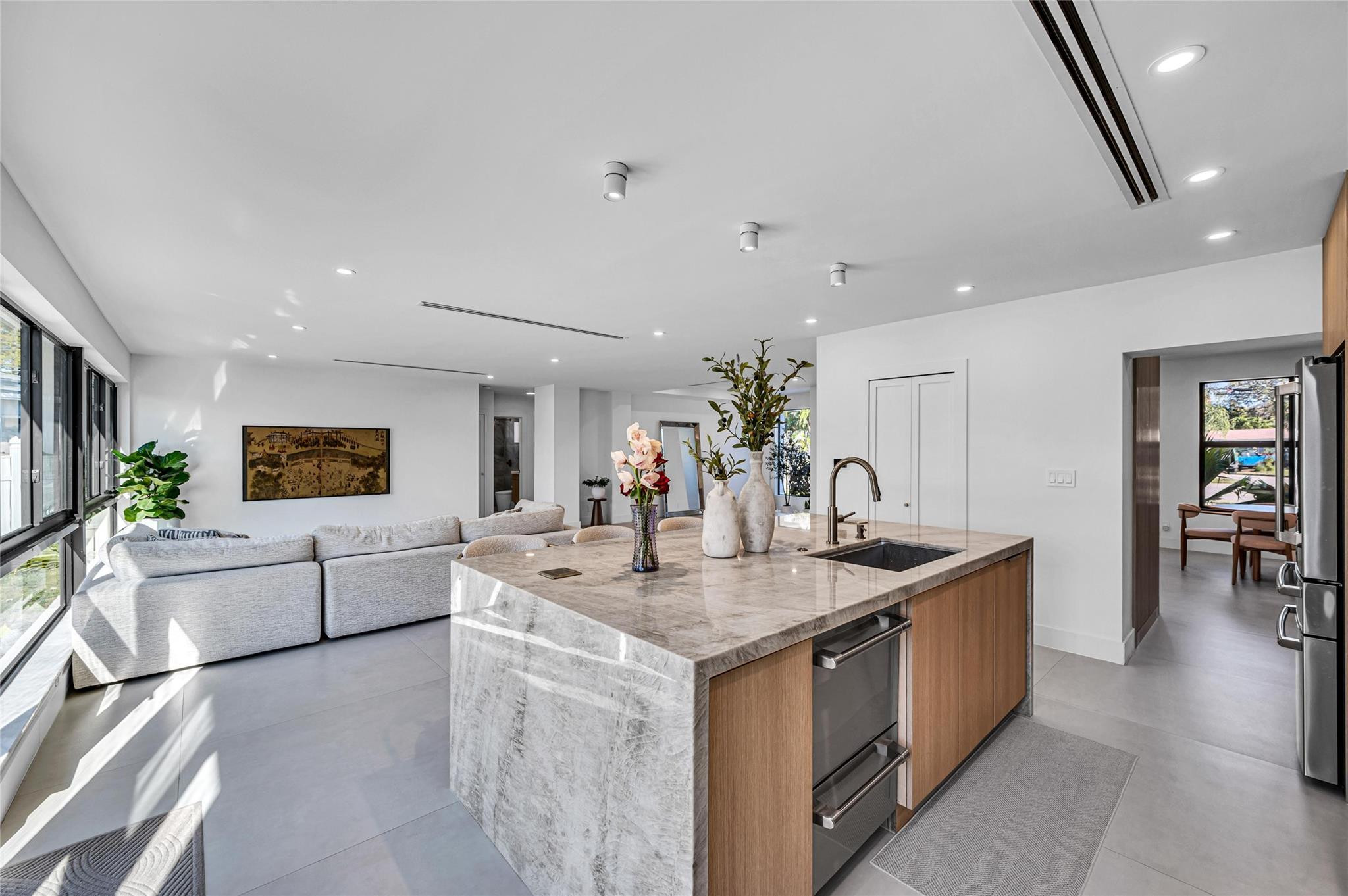 1001 Orange Fort Lauderdale, FL 33315