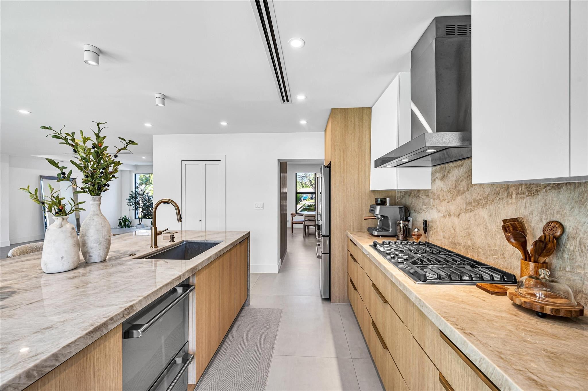 1001 Orange Fort Lauderdale, FL 33315