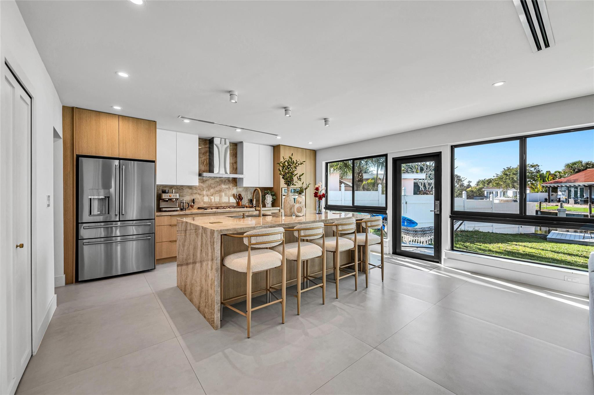 1001 Orange Fort Lauderdale, FL 33315