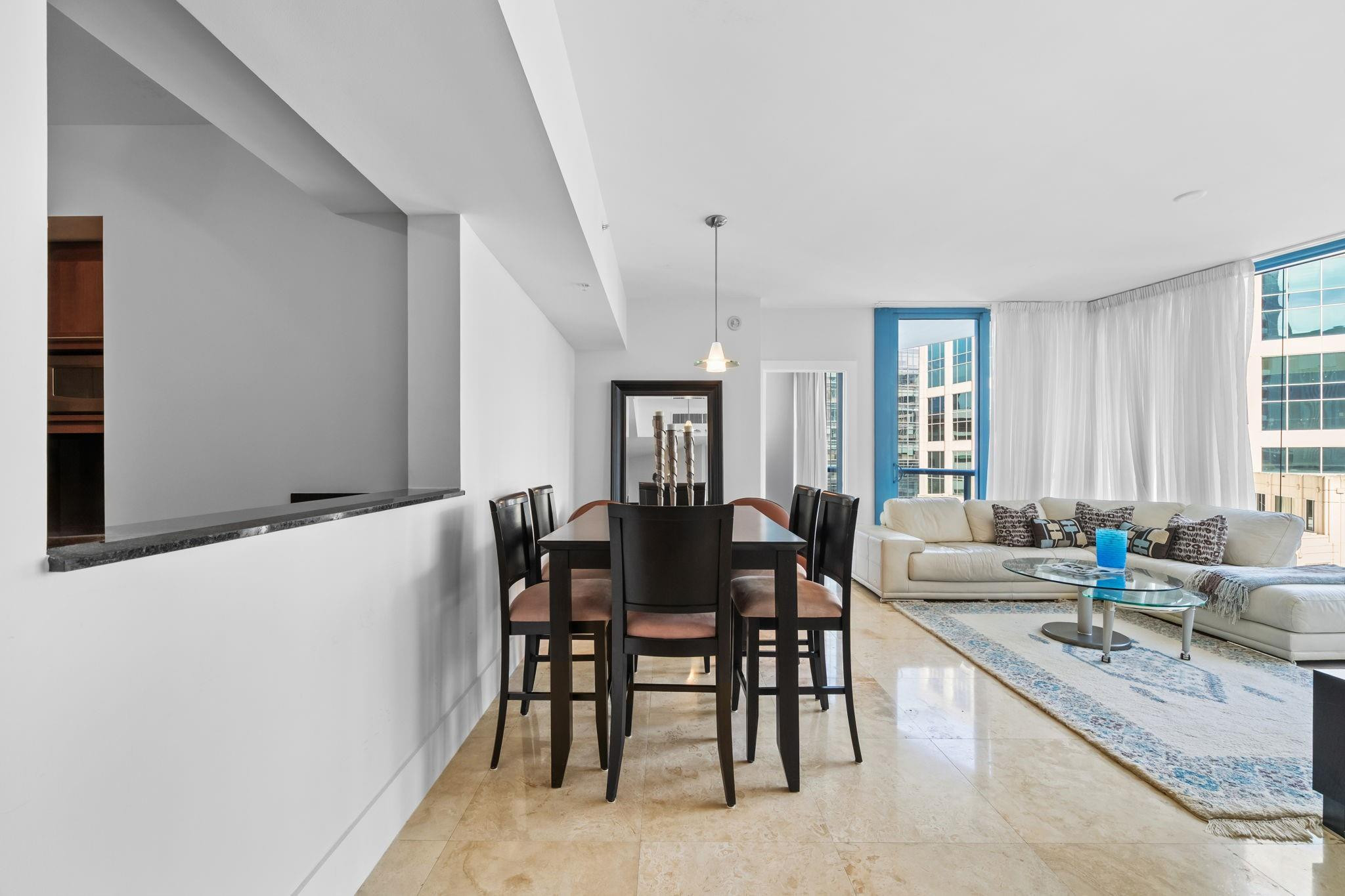 333 Las Olas #1508 Fort Lauderdale, FL 33301