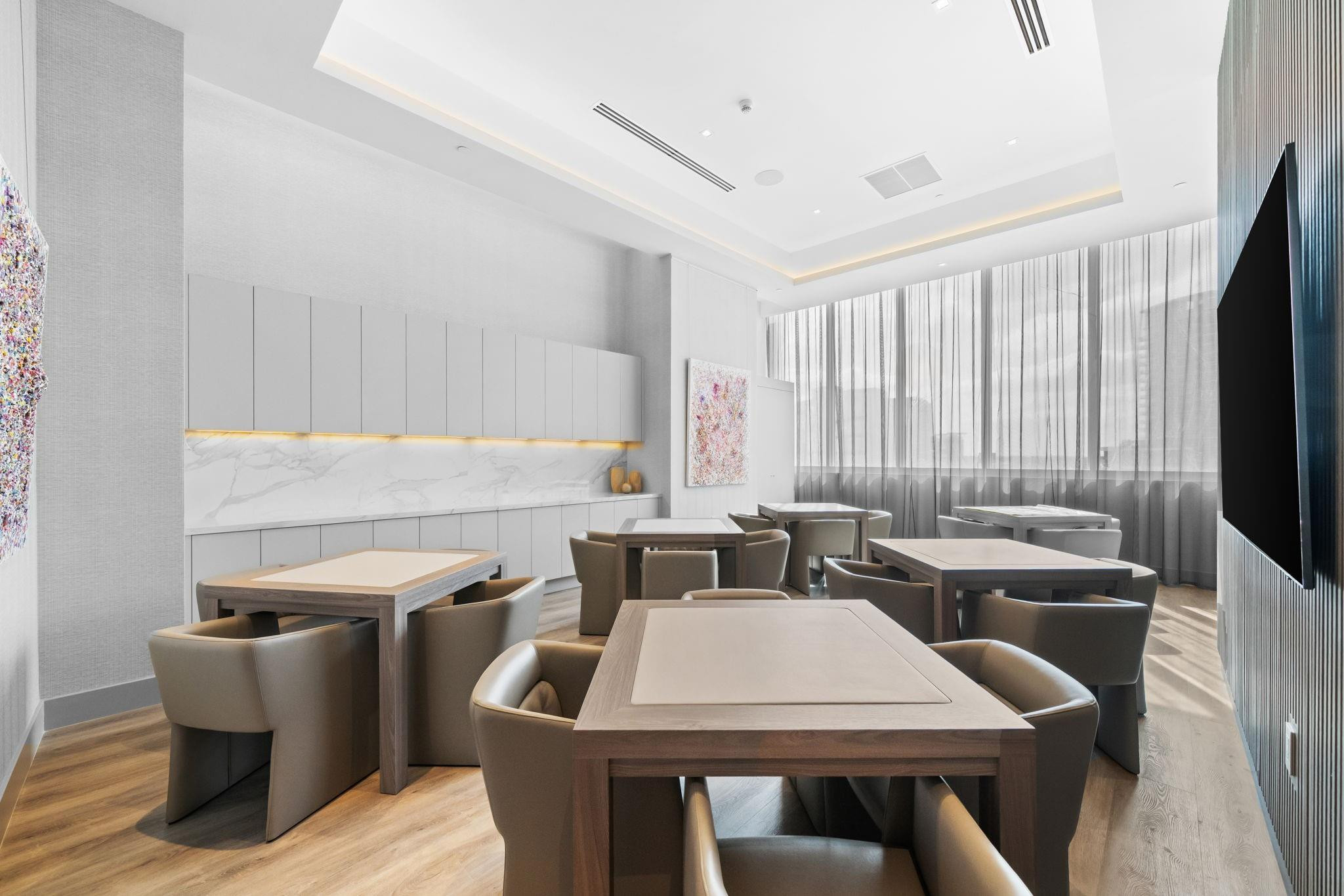 333 Las Olas #1508 Fort Lauderdale, FL 33301