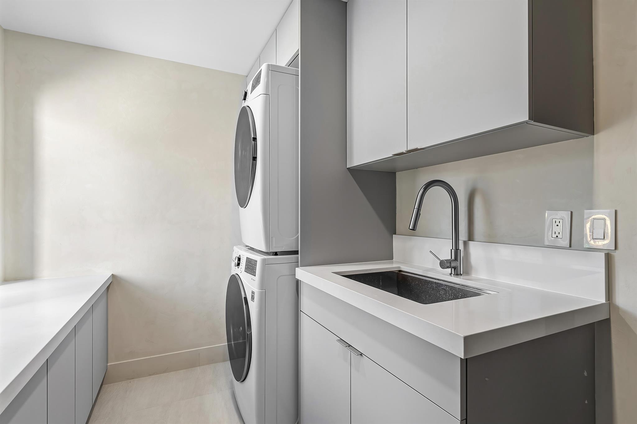 425 Coral Way Fort Lauderdale, FL 33301