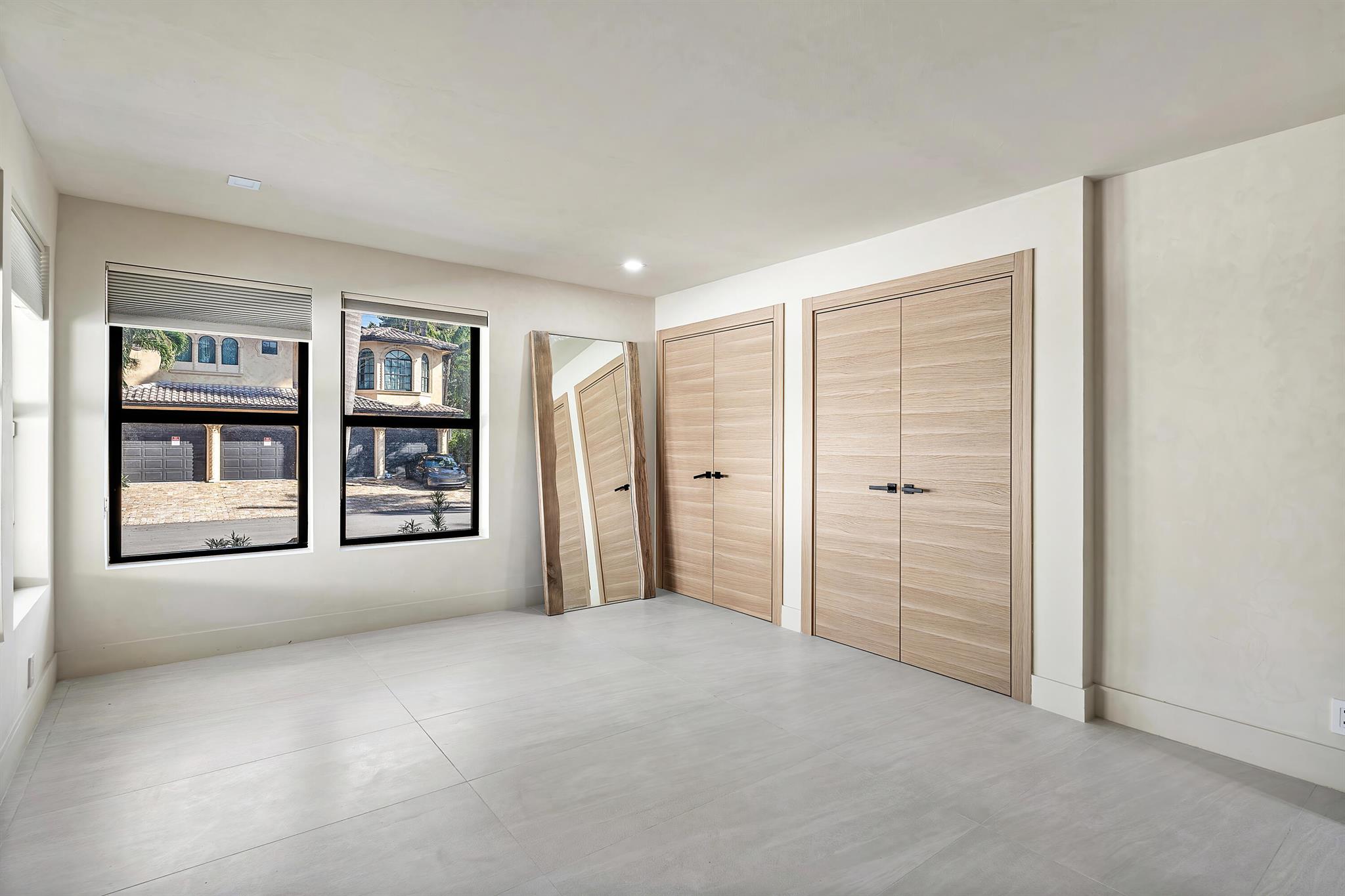 425 Coral Way Fort Lauderdale, FL 33301