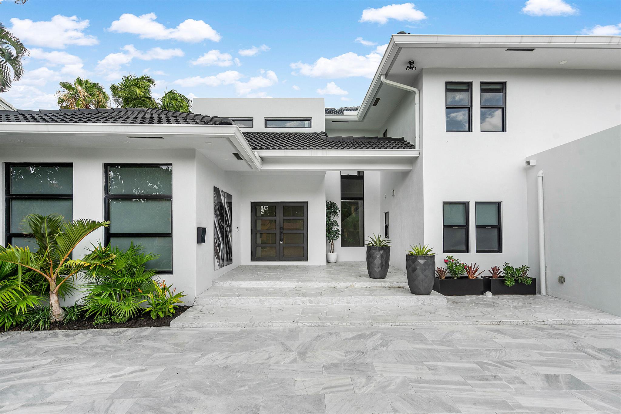 425 Coral Way Fort Lauderdale, FL 33301