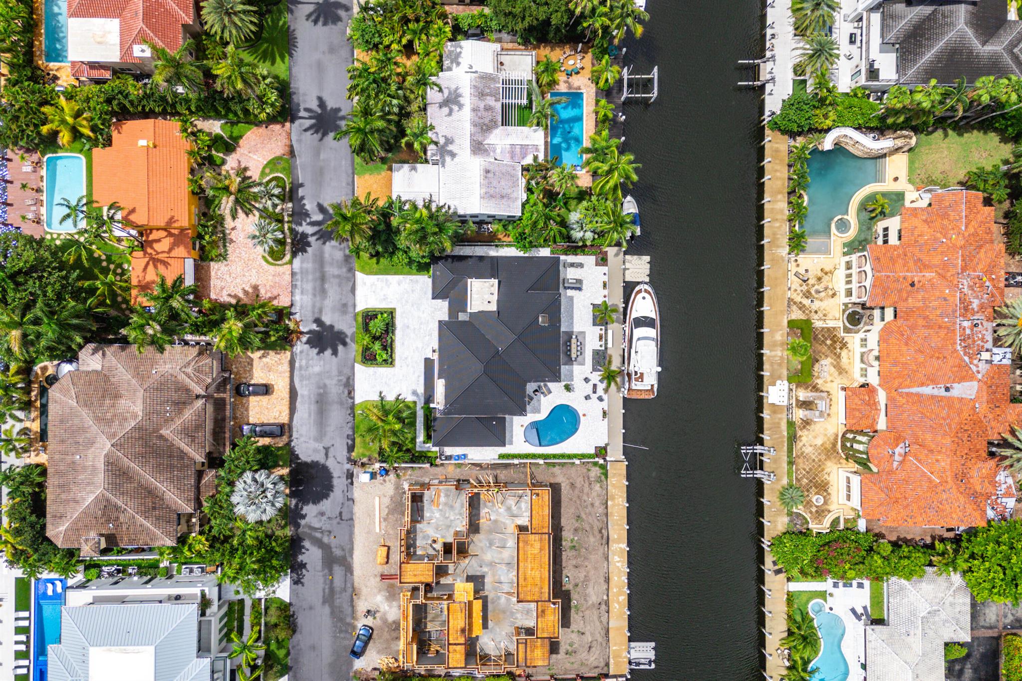 425 Coral Way Fort Lauderdale, FL 33301