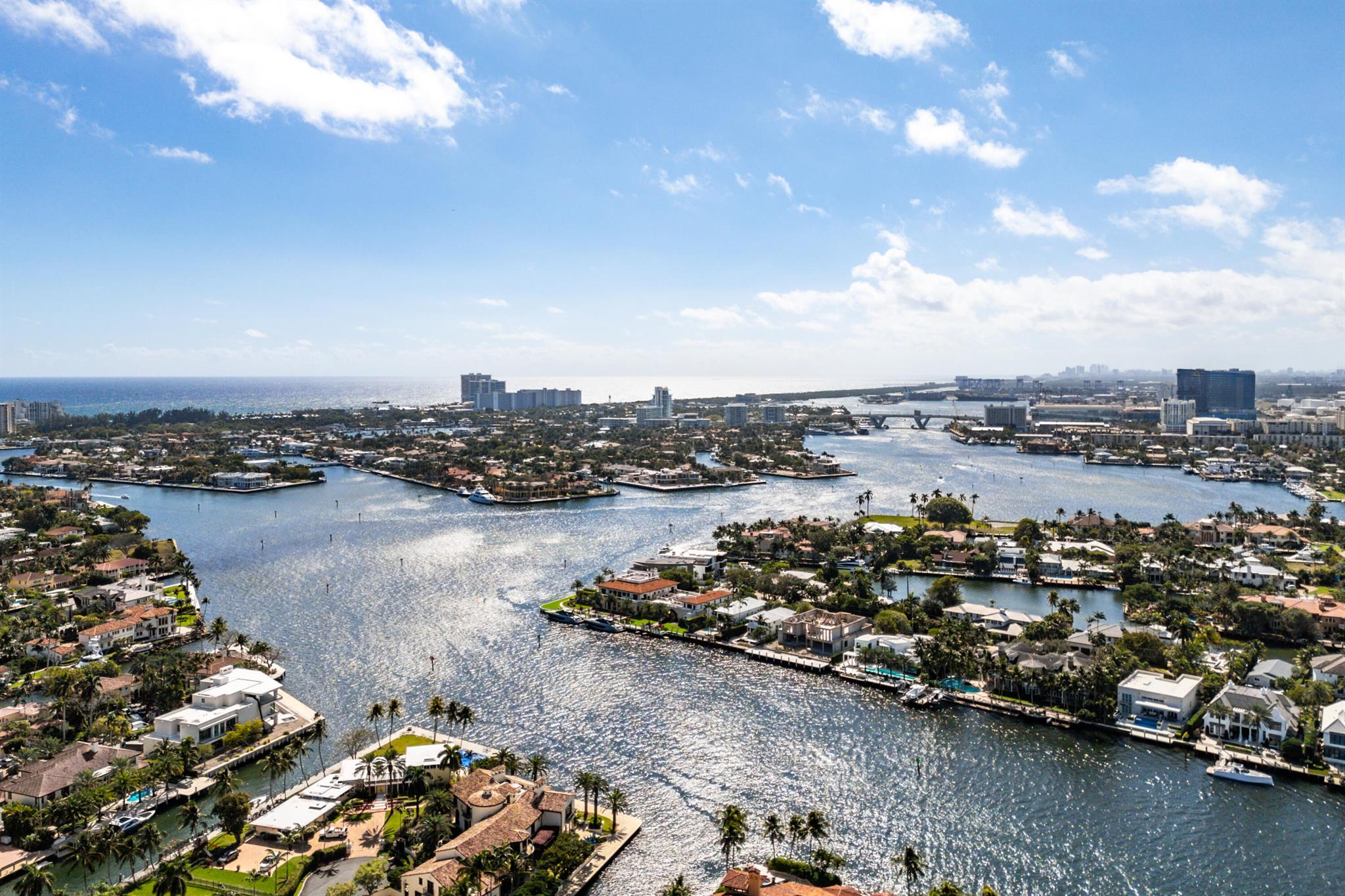 425 Coral Way Fort Lauderdale, FL 33301