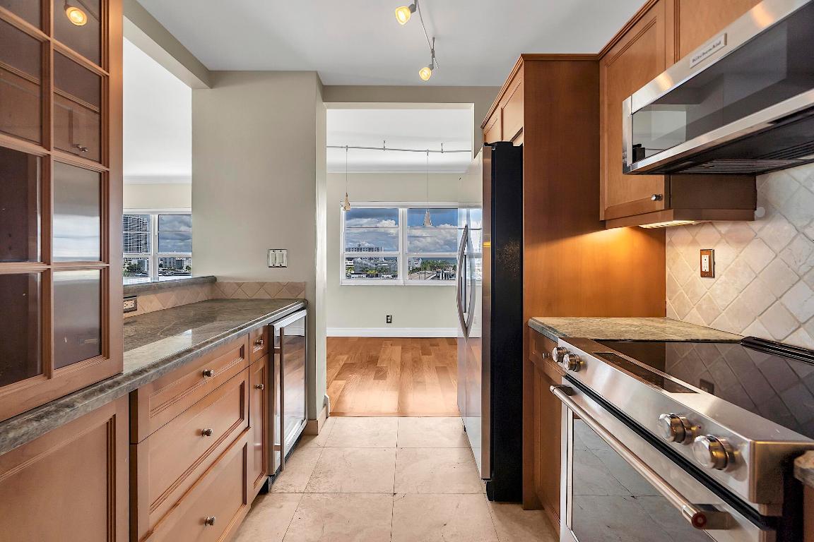 2500 E Las Olas #802 Fort Lauderdale, FL 33301