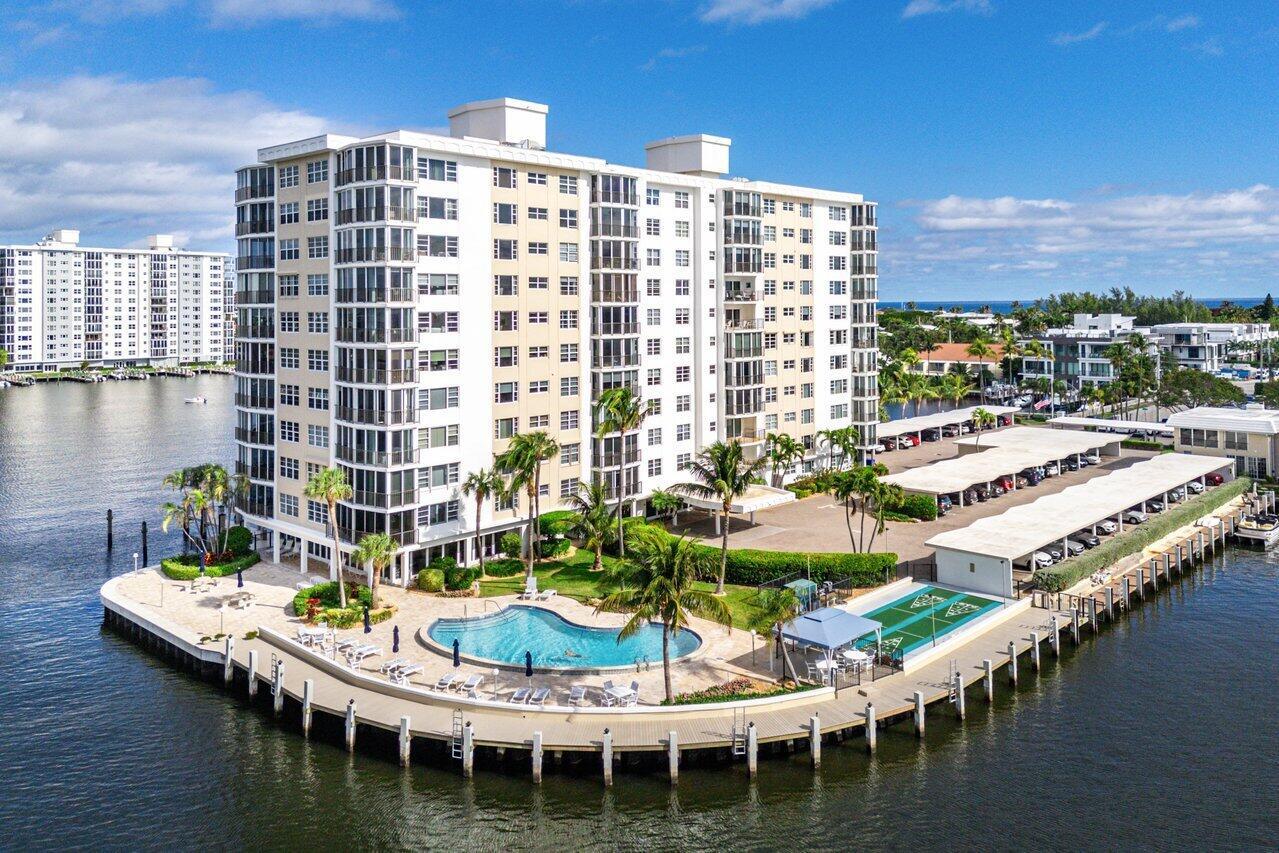400 Seasage Dr #804