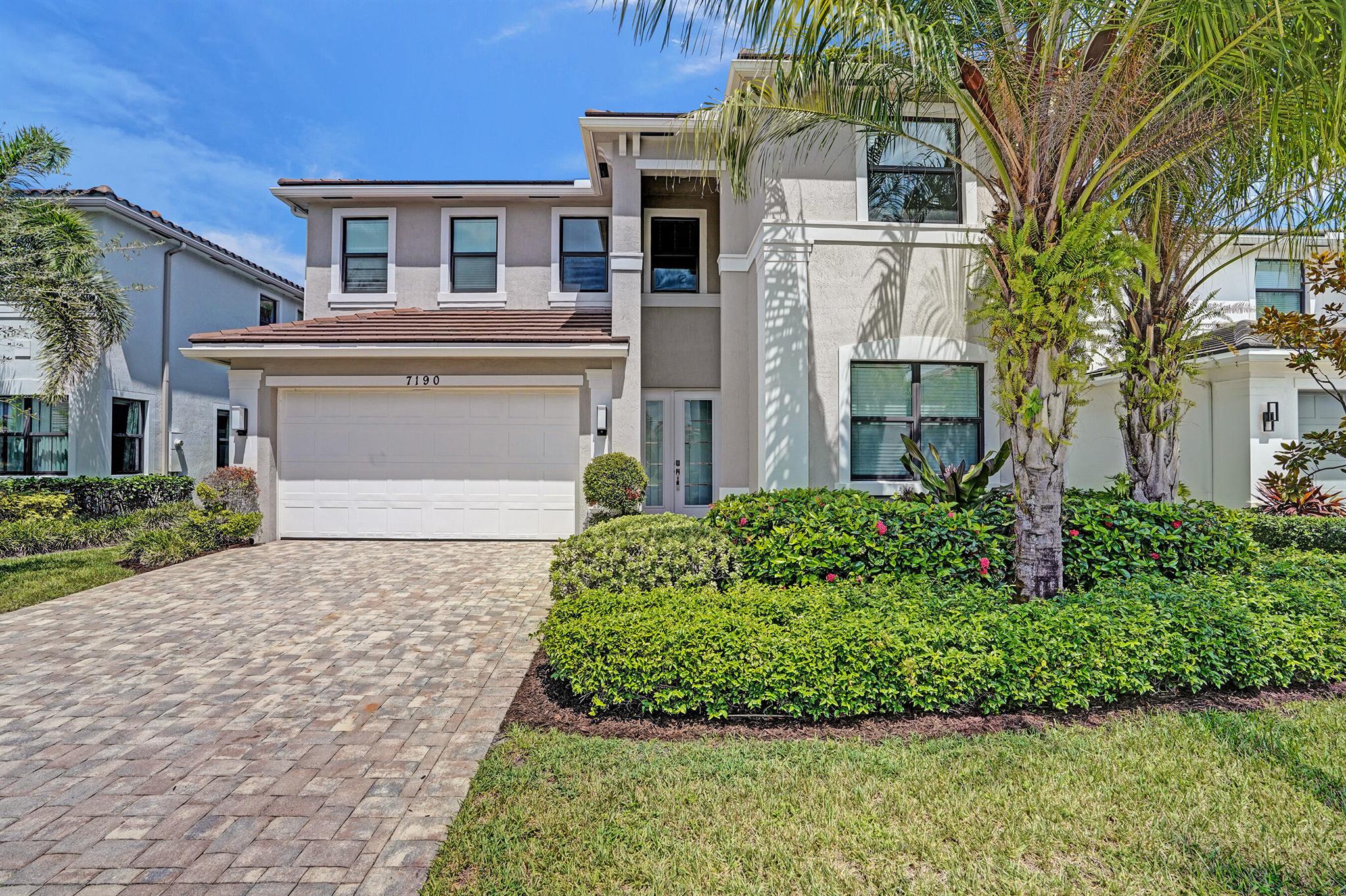 7190 Montereal Path