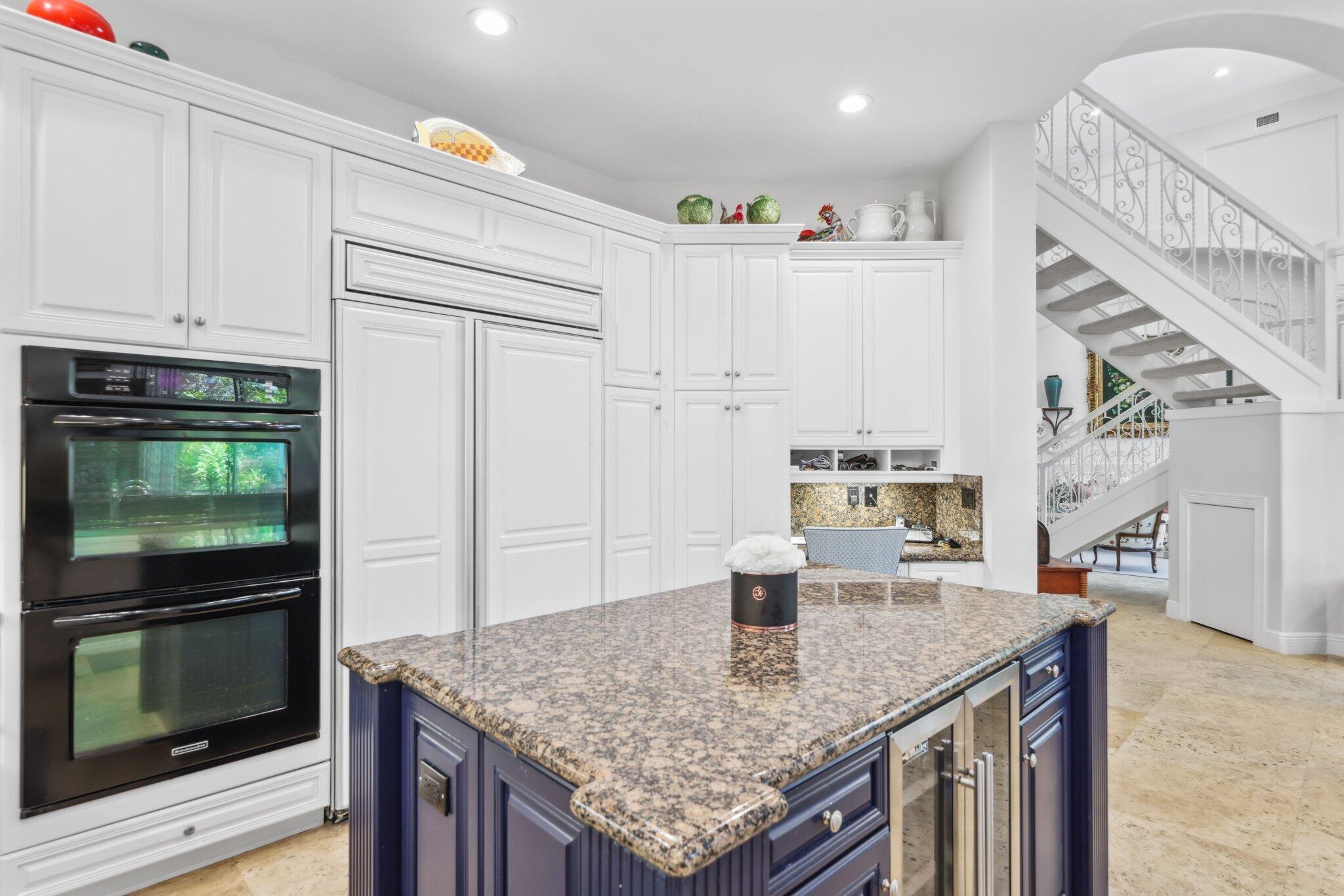 1018 Grand Ct Highland Beach, FL 33487