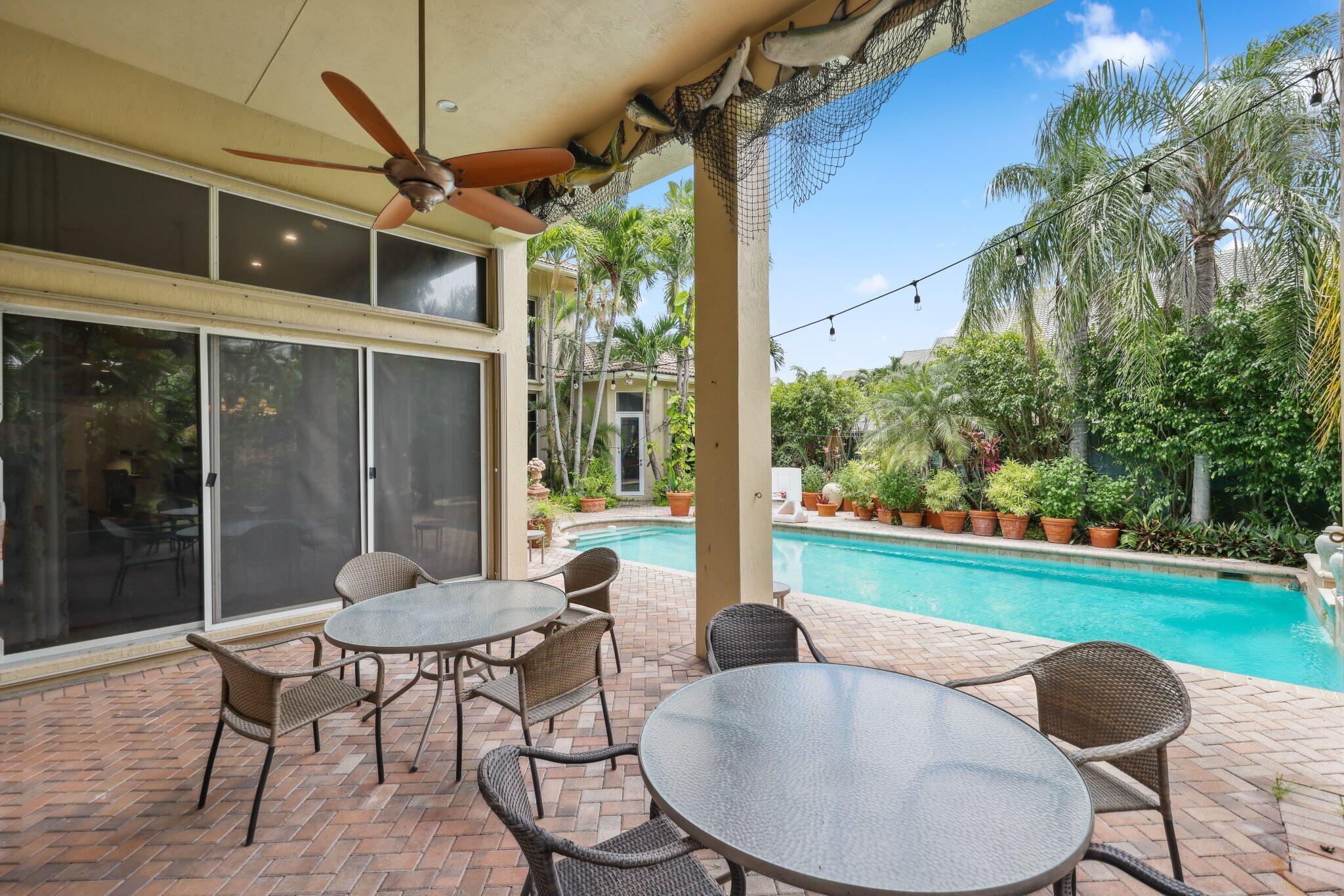 1018 Grand Ct Highland Beach, FL 33487