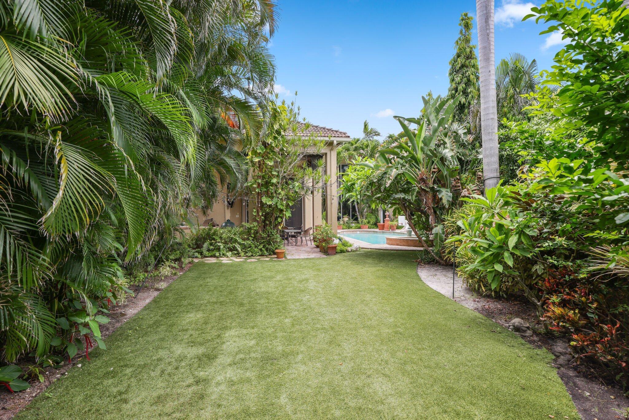 1018 Grand Ct Highland Beach, FL 33487