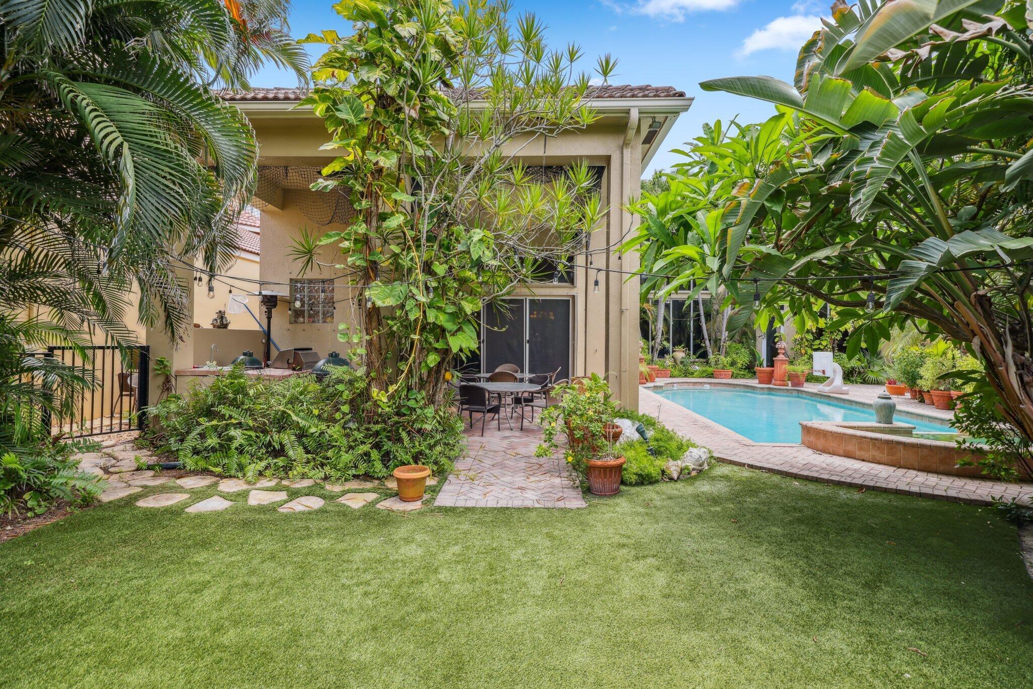 1018 Grand Ct Highland Beach, FL 33487