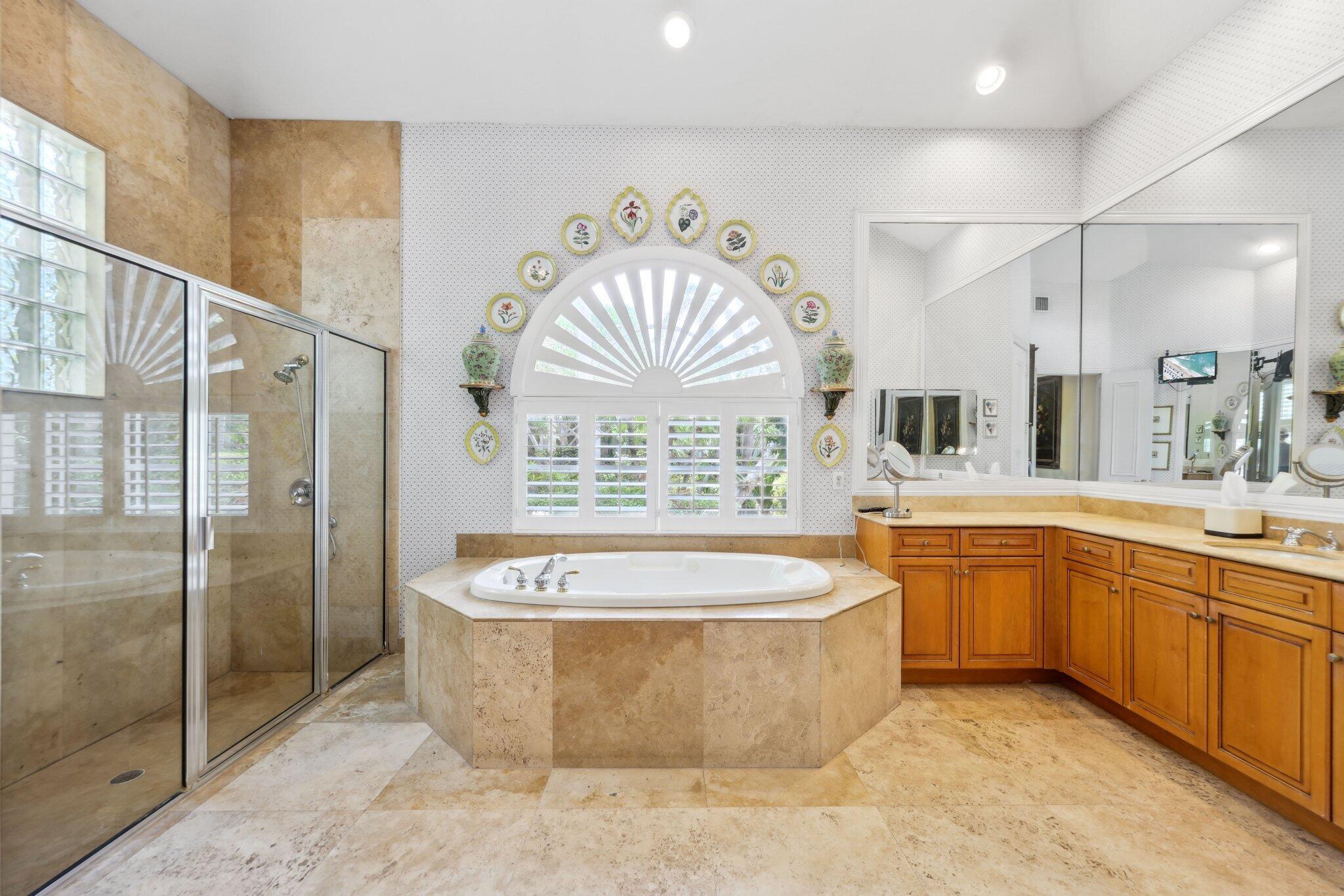 1018 Grand Ct Highland Beach, FL 33487