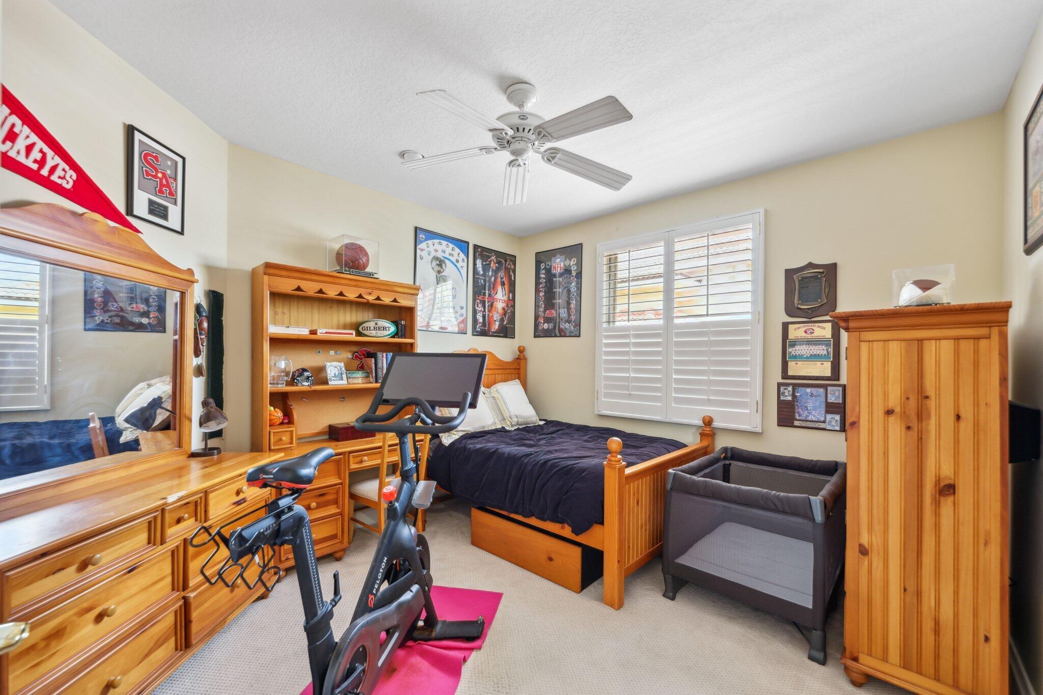 1018 Grand Ct Highland Beach, FL 33487