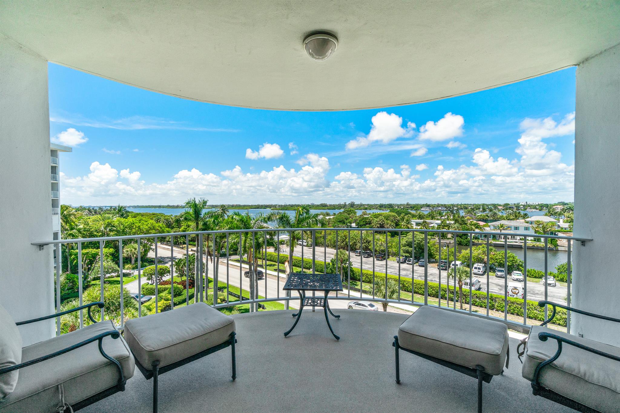 2295 S Ocean Blvd #616