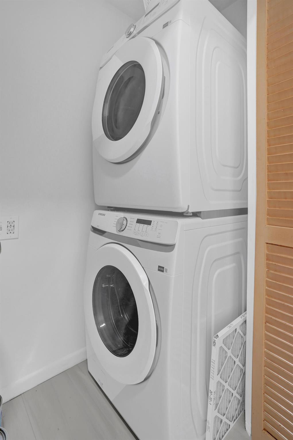 2755 NE 28th Ave #F2 Lighthouse Point, FL 33064