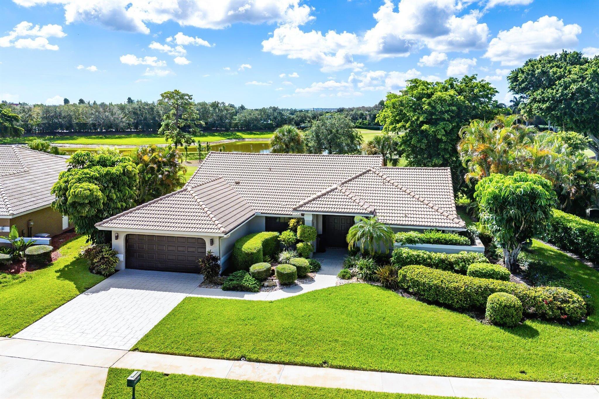 11434 Boca Woods Ln