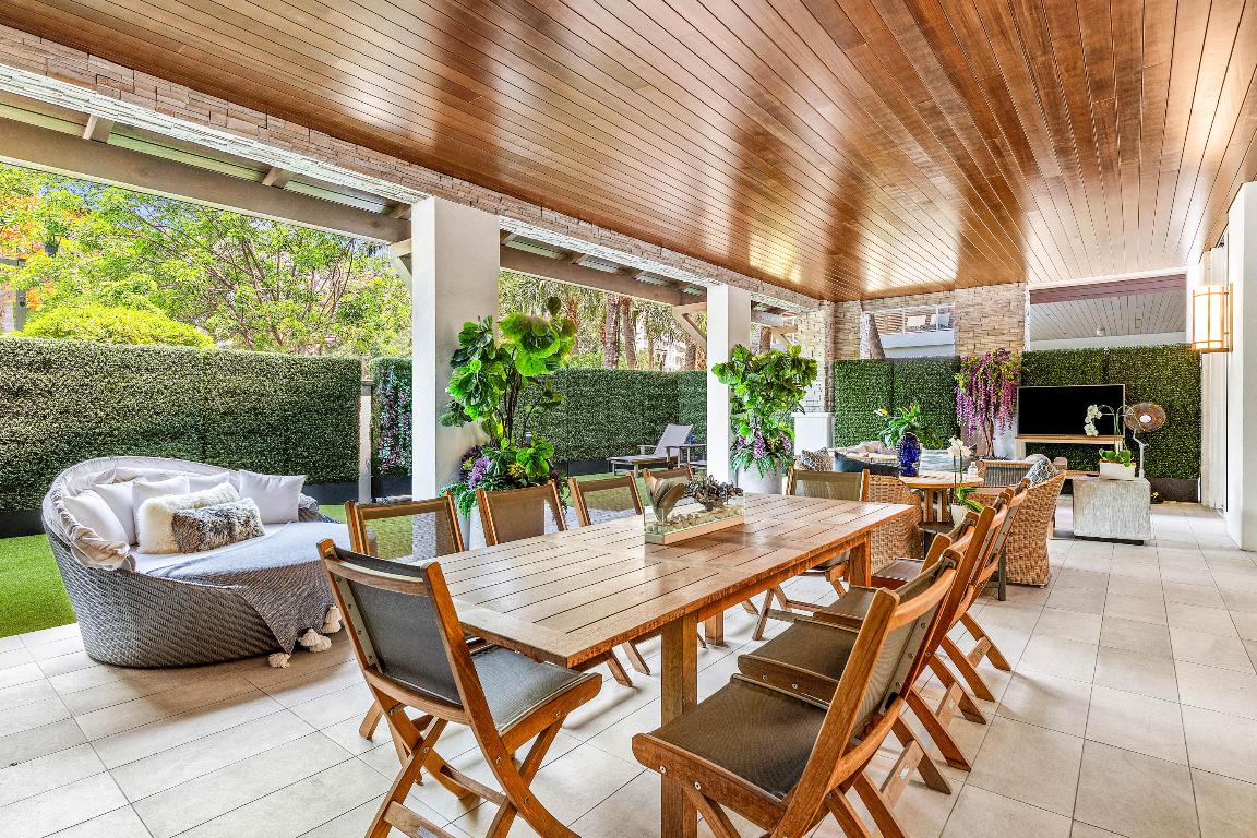 200 SE Mizner #104 Boca Raton, FL 33432