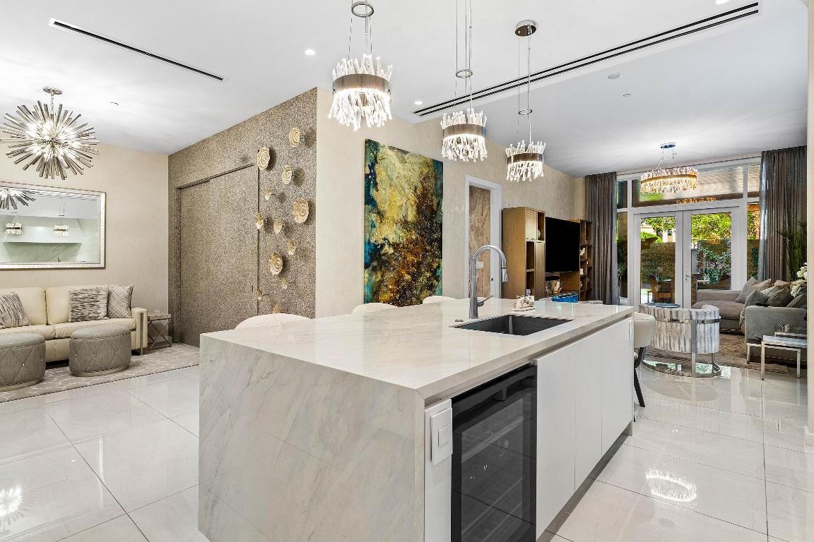 200 SE Mizner #104 Boca Raton, FL 33432