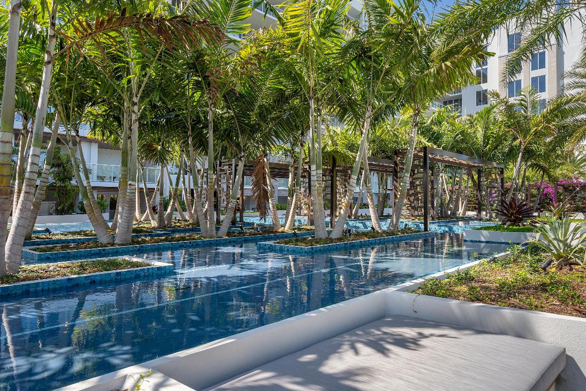 200 SE Mizner #104 Boca Raton, FL 33432