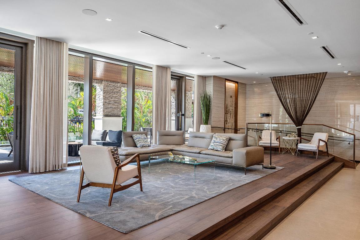 200 SE Mizner #104 Boca Raton, FL 33432