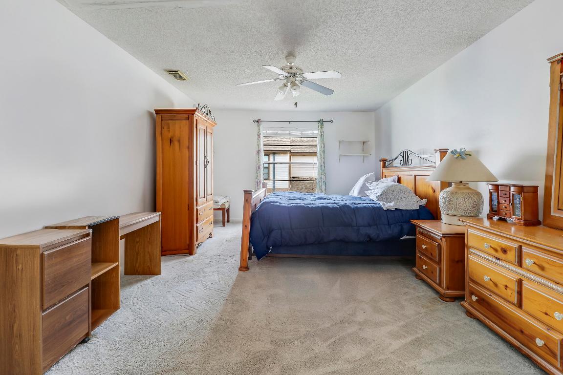 128 Sherwood #13b Jupiter, FL 33458