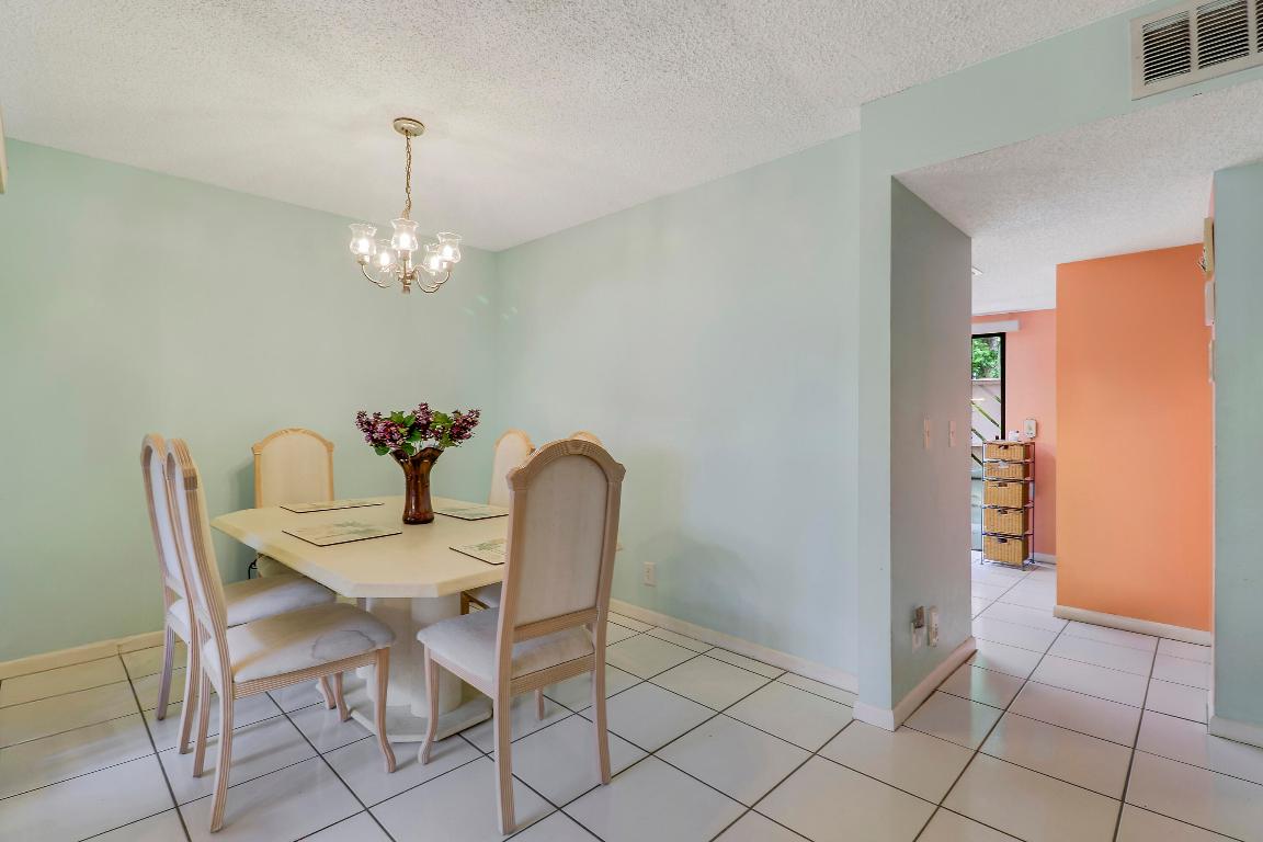 128 Sherwood #13b Jupiter, FL 33458