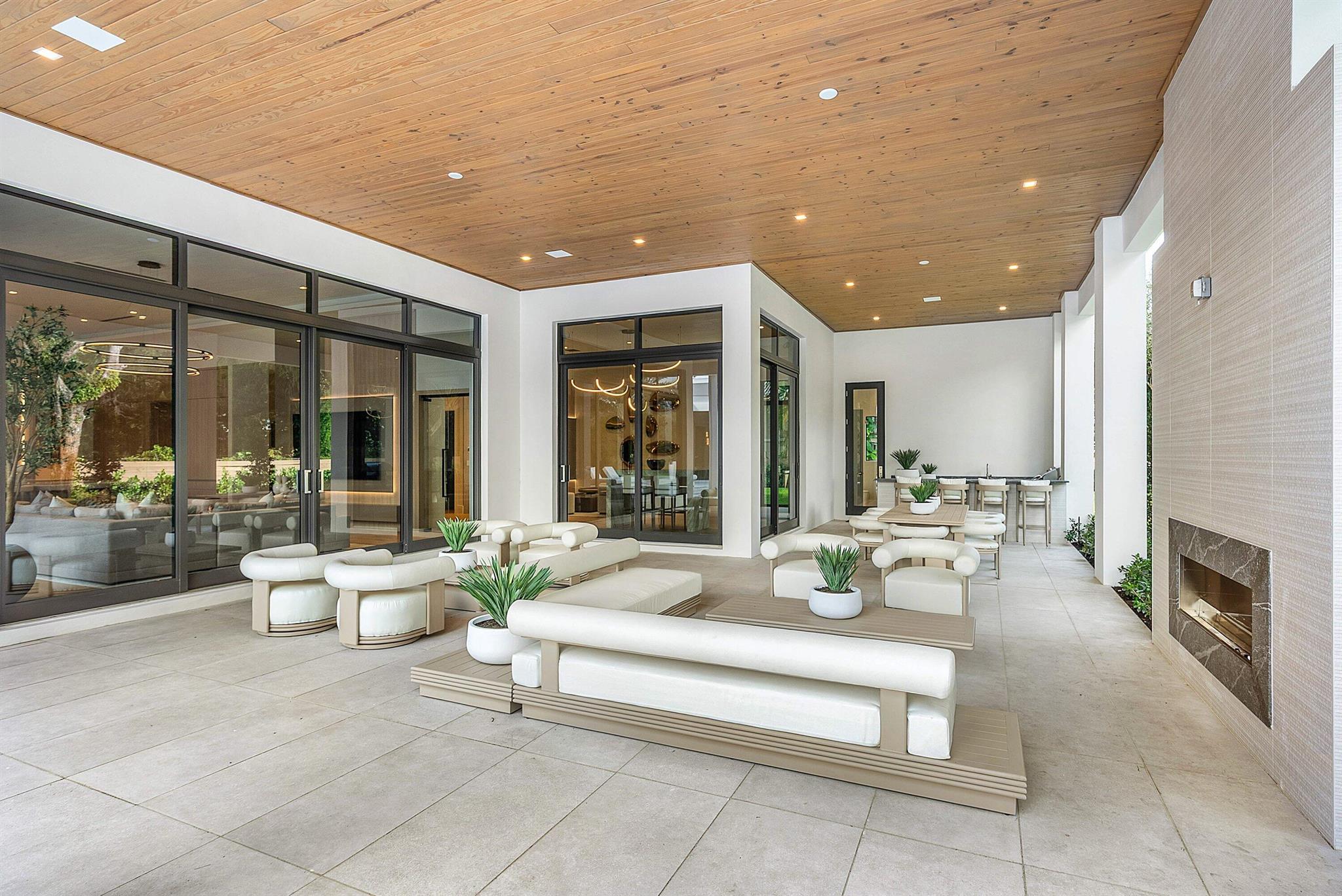 16484 Bridlewood Cir Delray Beach, FL 33445