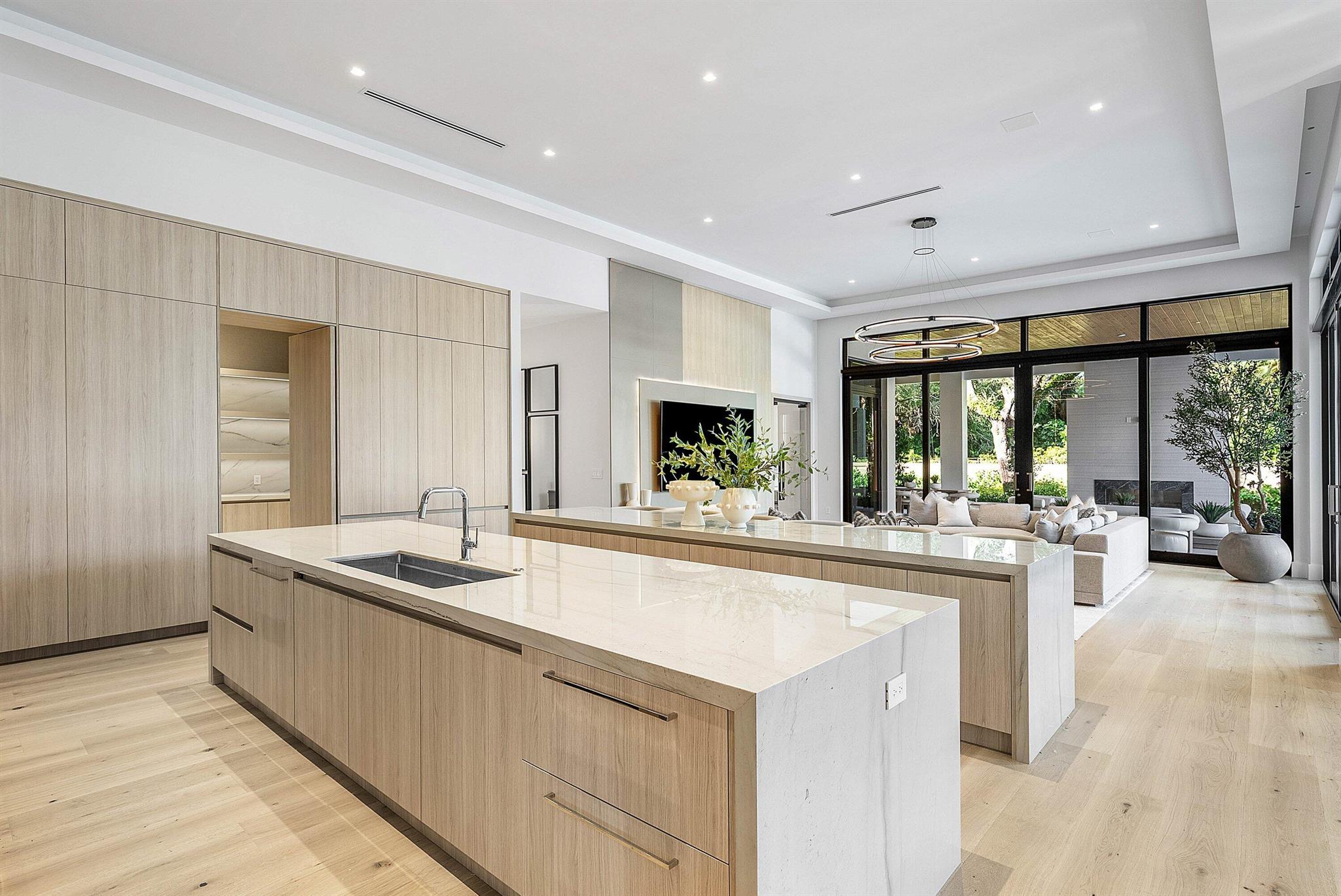 16484 Bridlewood Cir Delray Beach, FL 33445