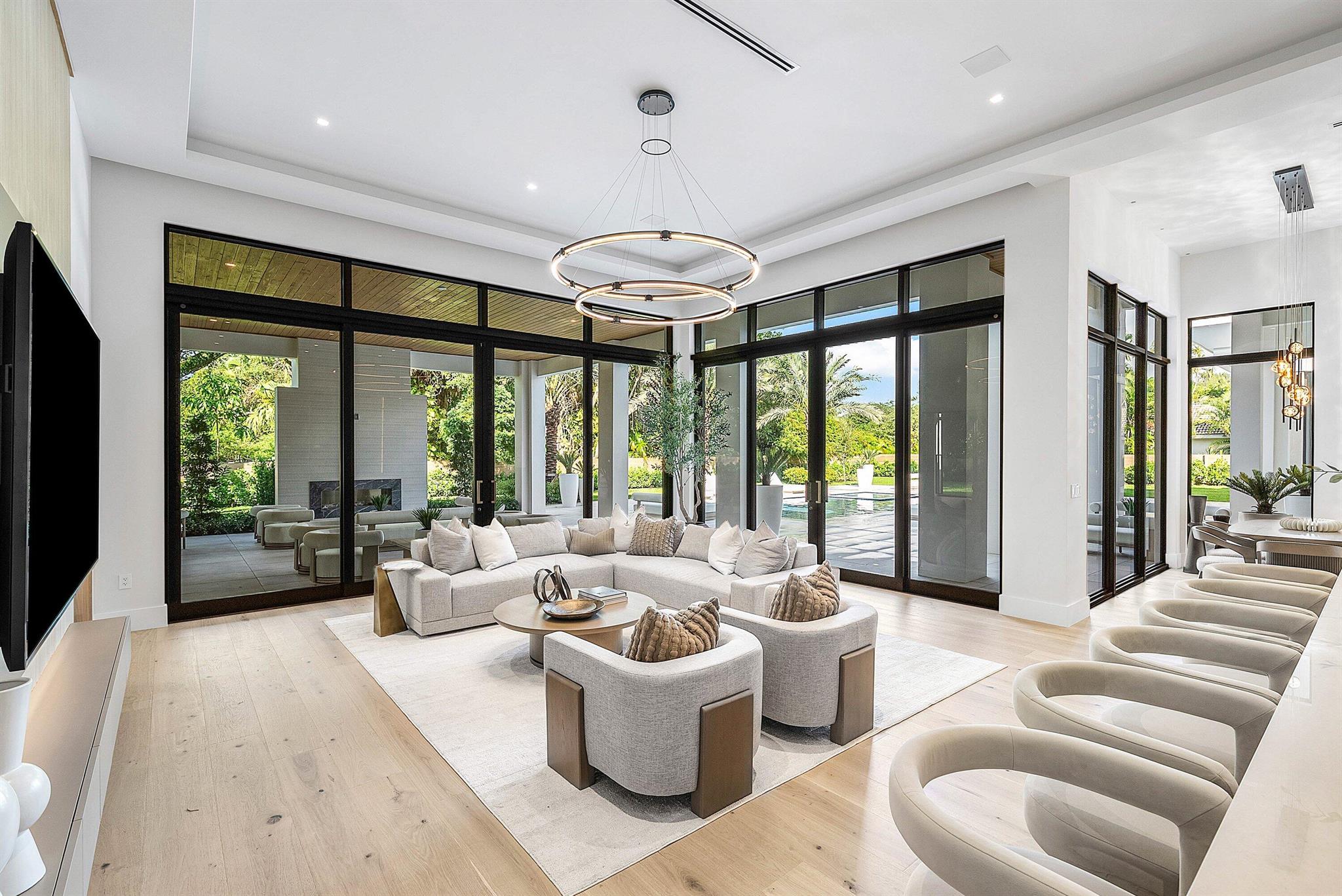 16484 Bridlewood Cir Delray Beach, FL 33445