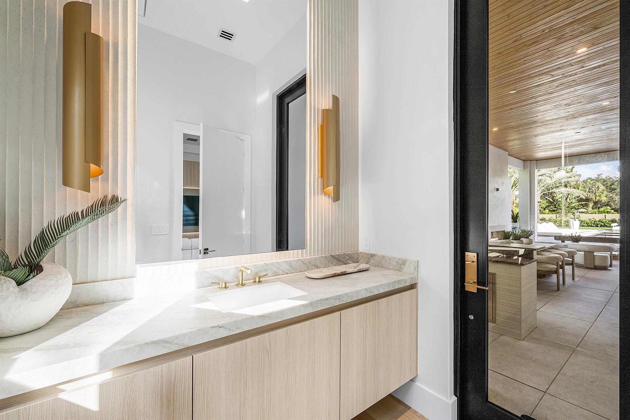 16484 Bridlewood Cir Delray Beach, FL 33445