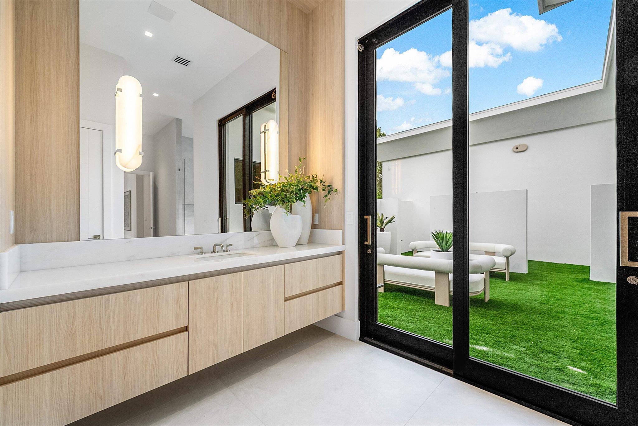 16484 Bridlewood Cir Delray Beach, FL 33445