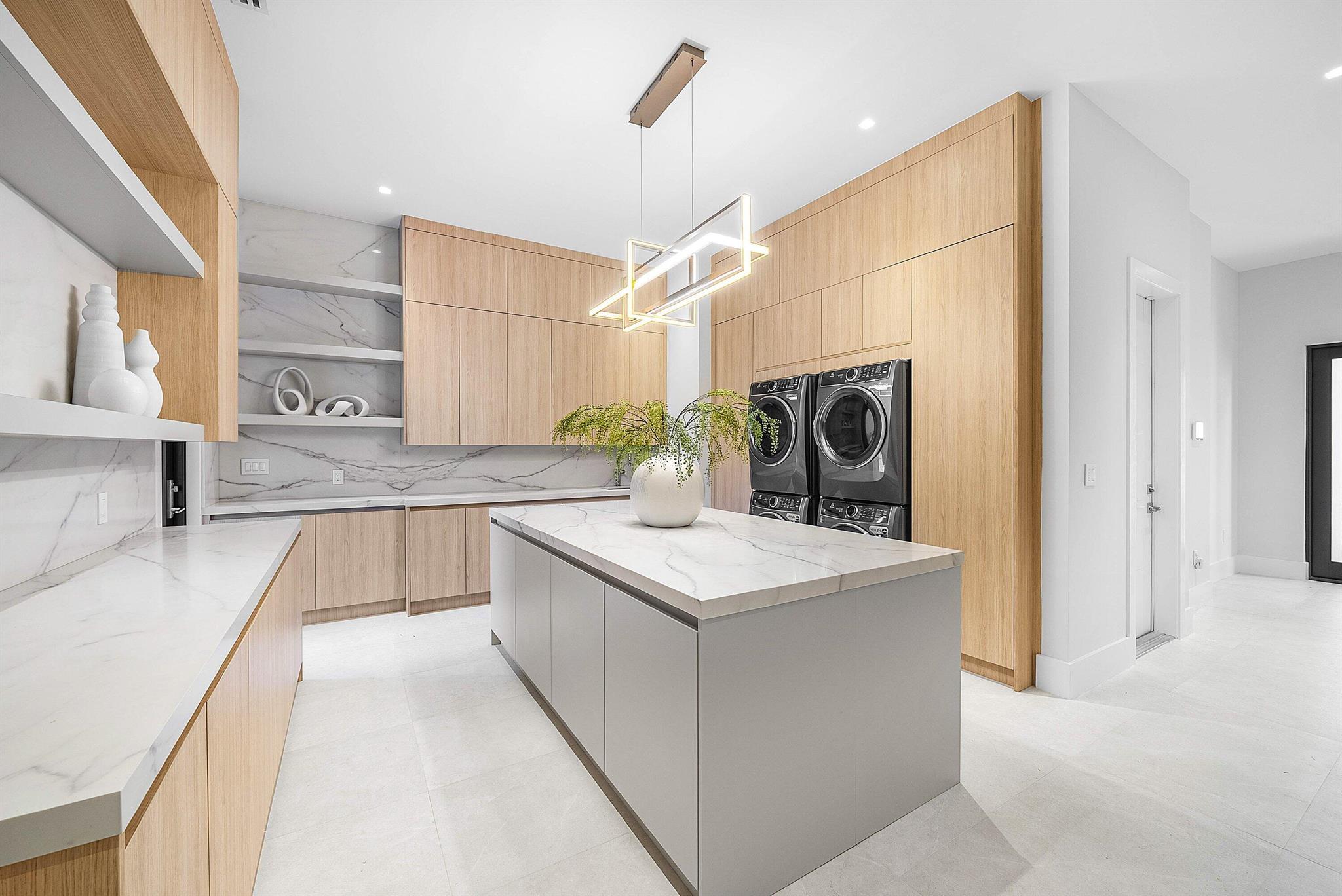 16484 Bridlewood Cir Delray Beach, FL 33445