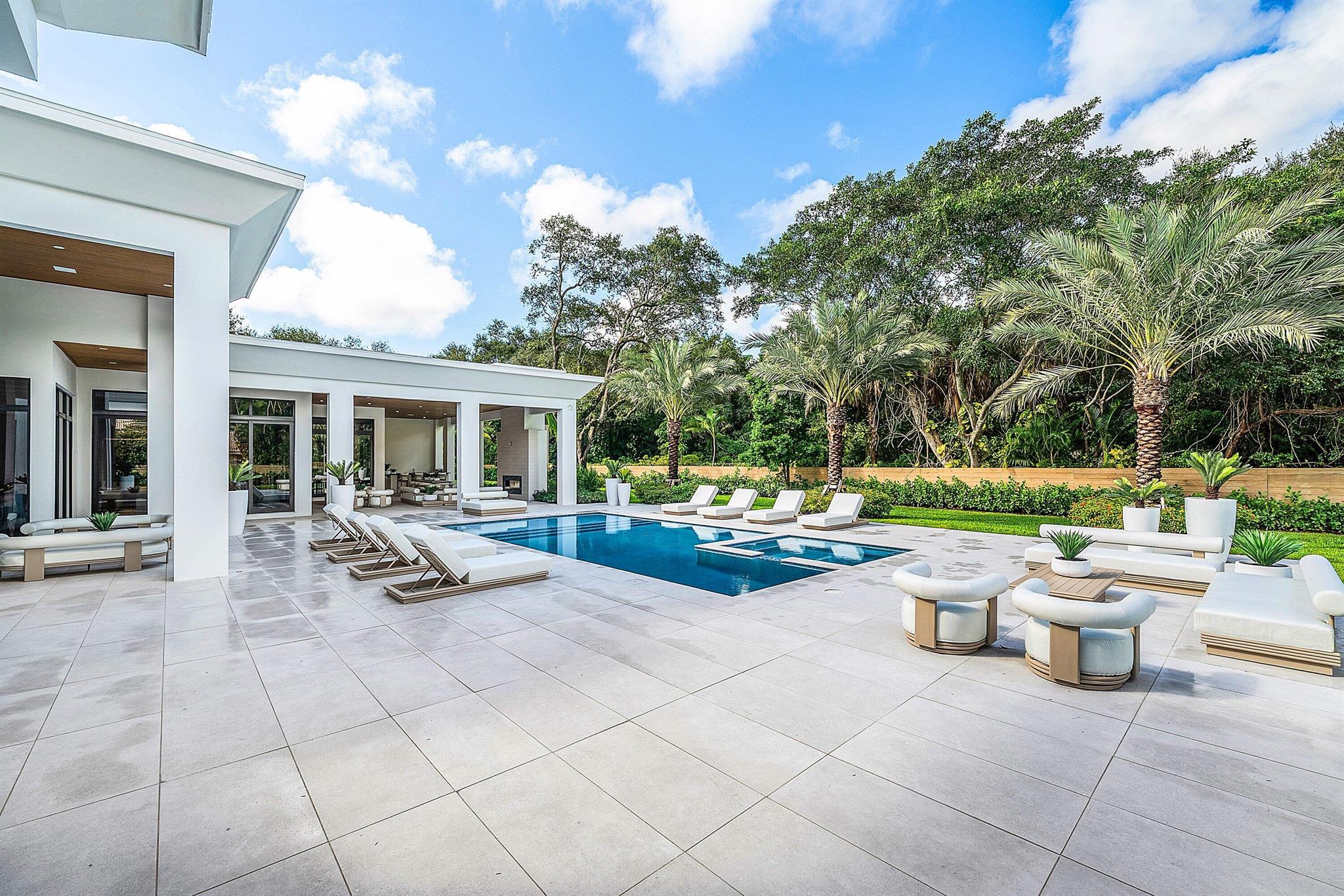 16484 Bridlewood Cir Delray Beach, FL 33445