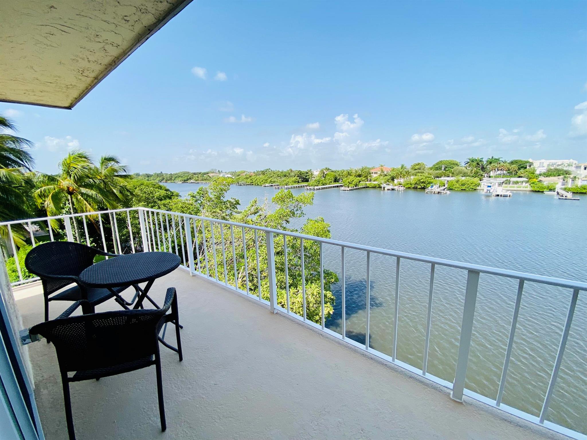 3575 S Ocean Blvd #404