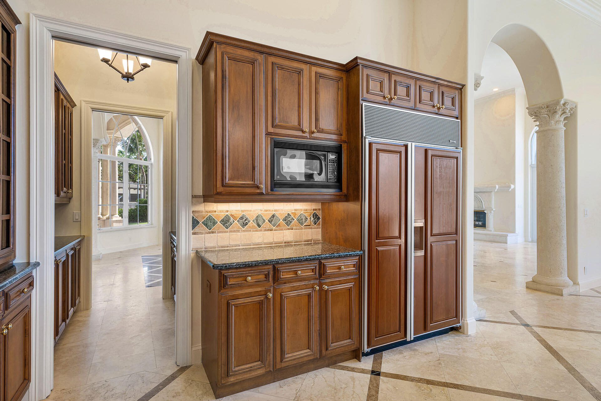 159 W Coconut Palm Boca Raton, FL 33432